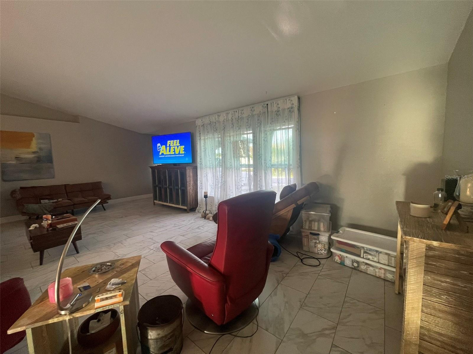 10601 Ayear Rd Property Photo 6