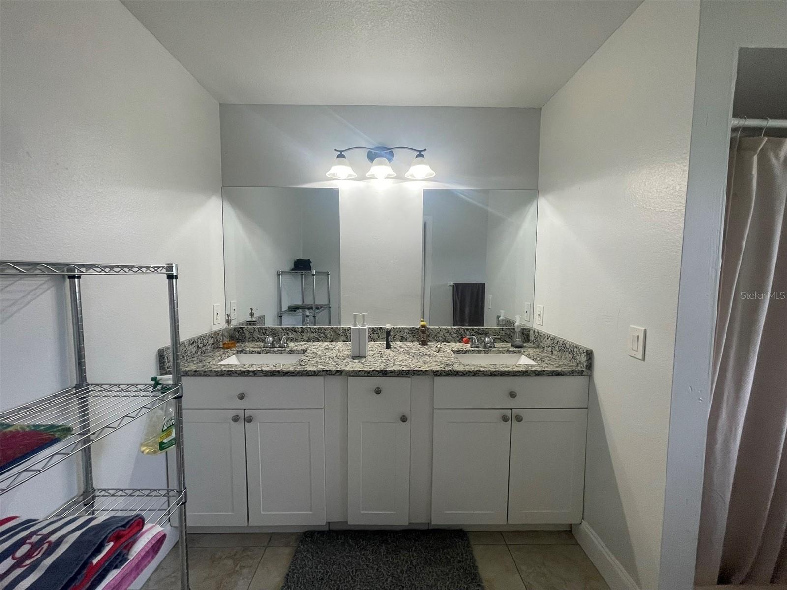 10601 Ayear Rd Property Photo 9