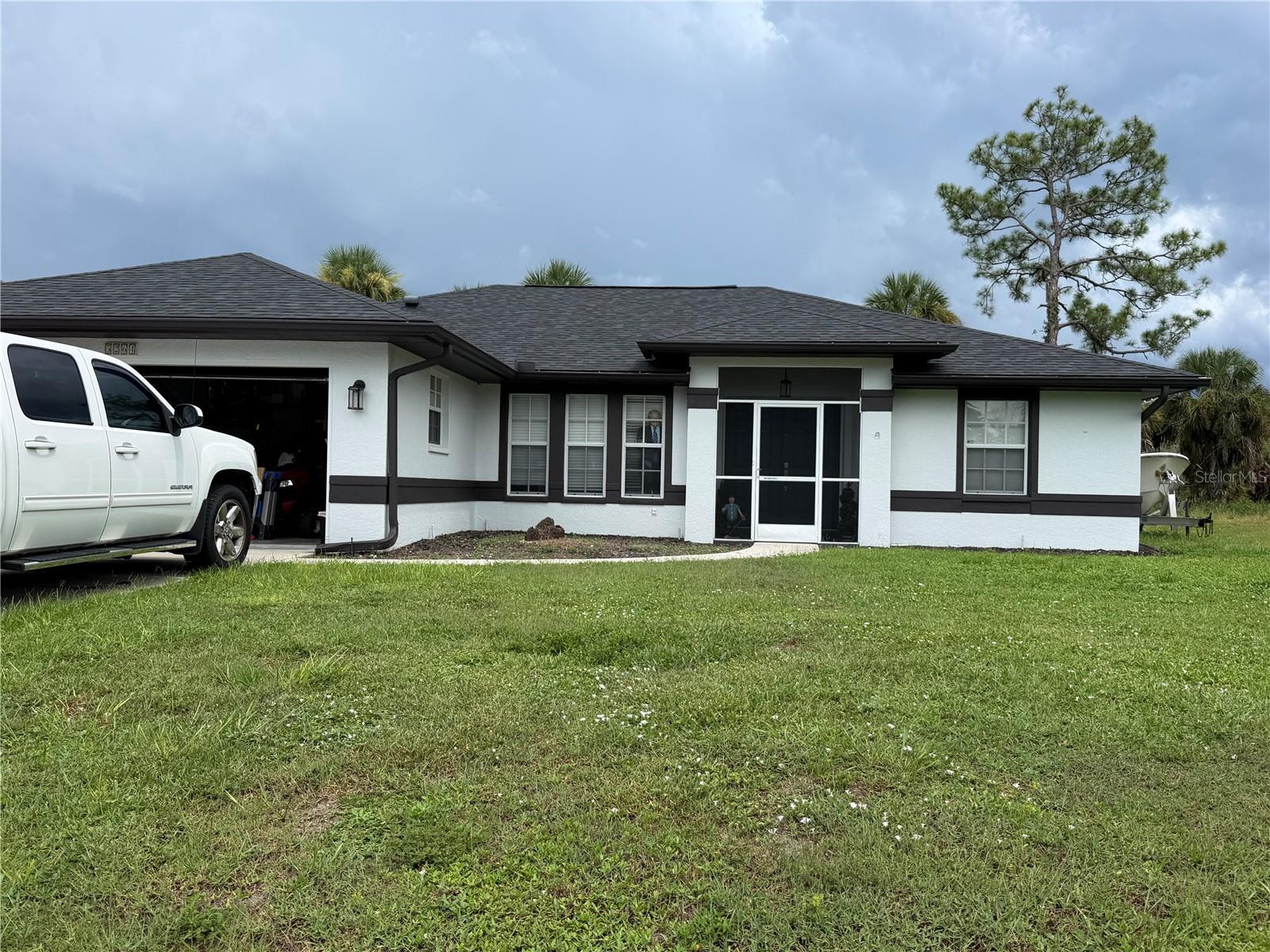 5264 Brickell Dr Property Photo 1