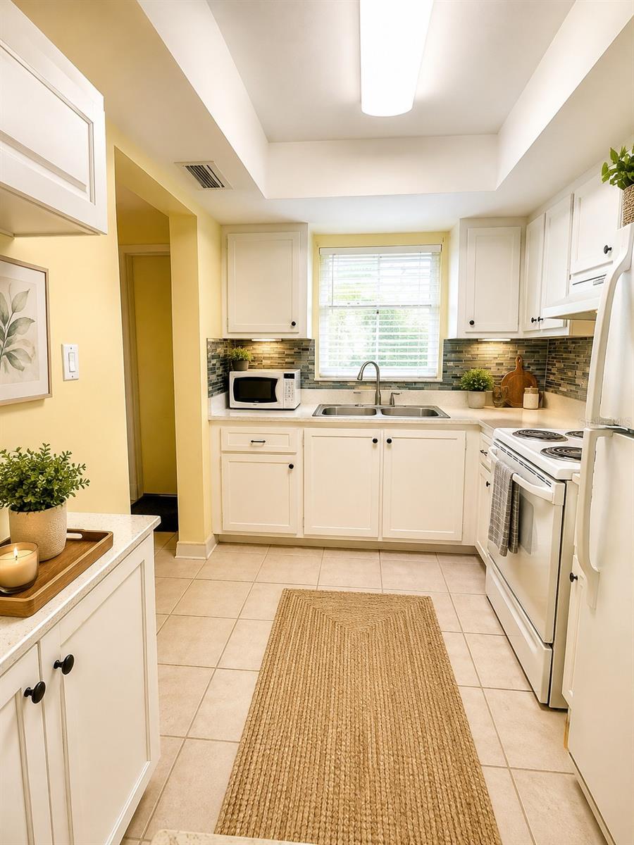 4111 Heron Way #e-103 Property Photo 4