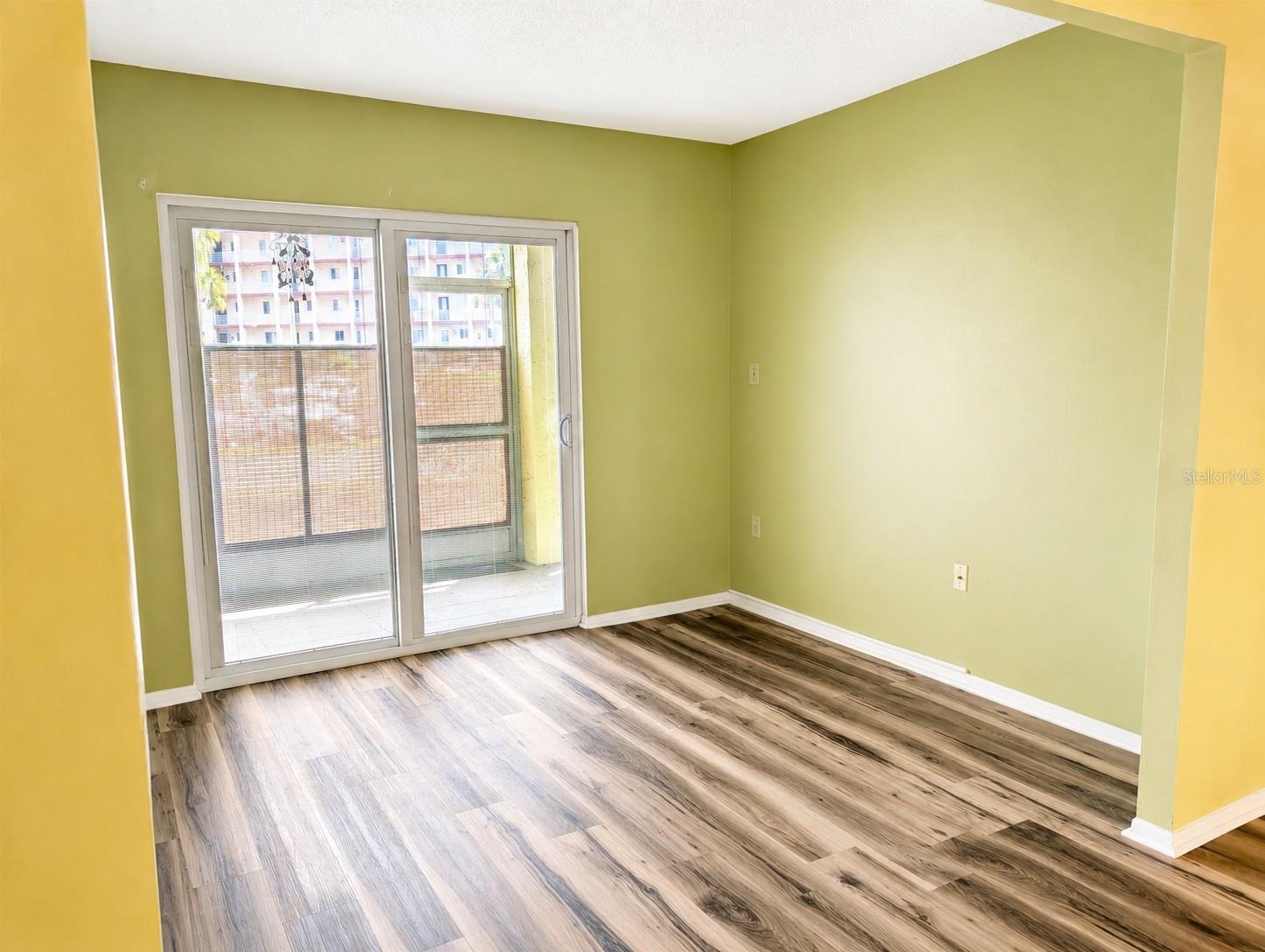 4111 Heron Way #e-103 Property Photo 5