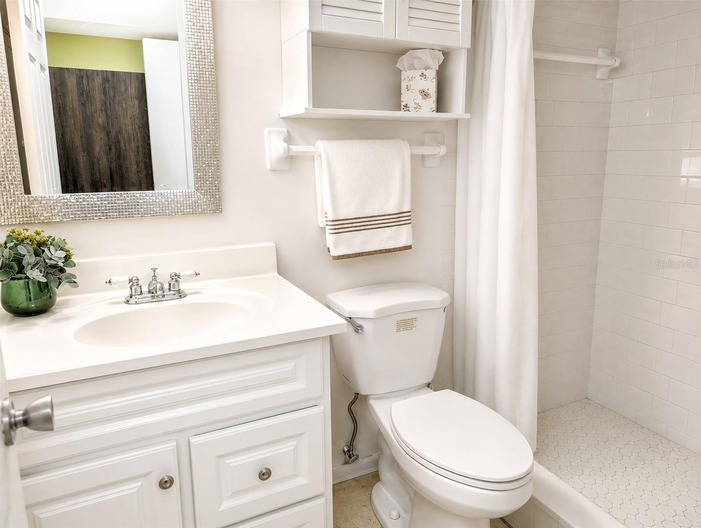 4111 Heron Way #e-103 Property Photo 6