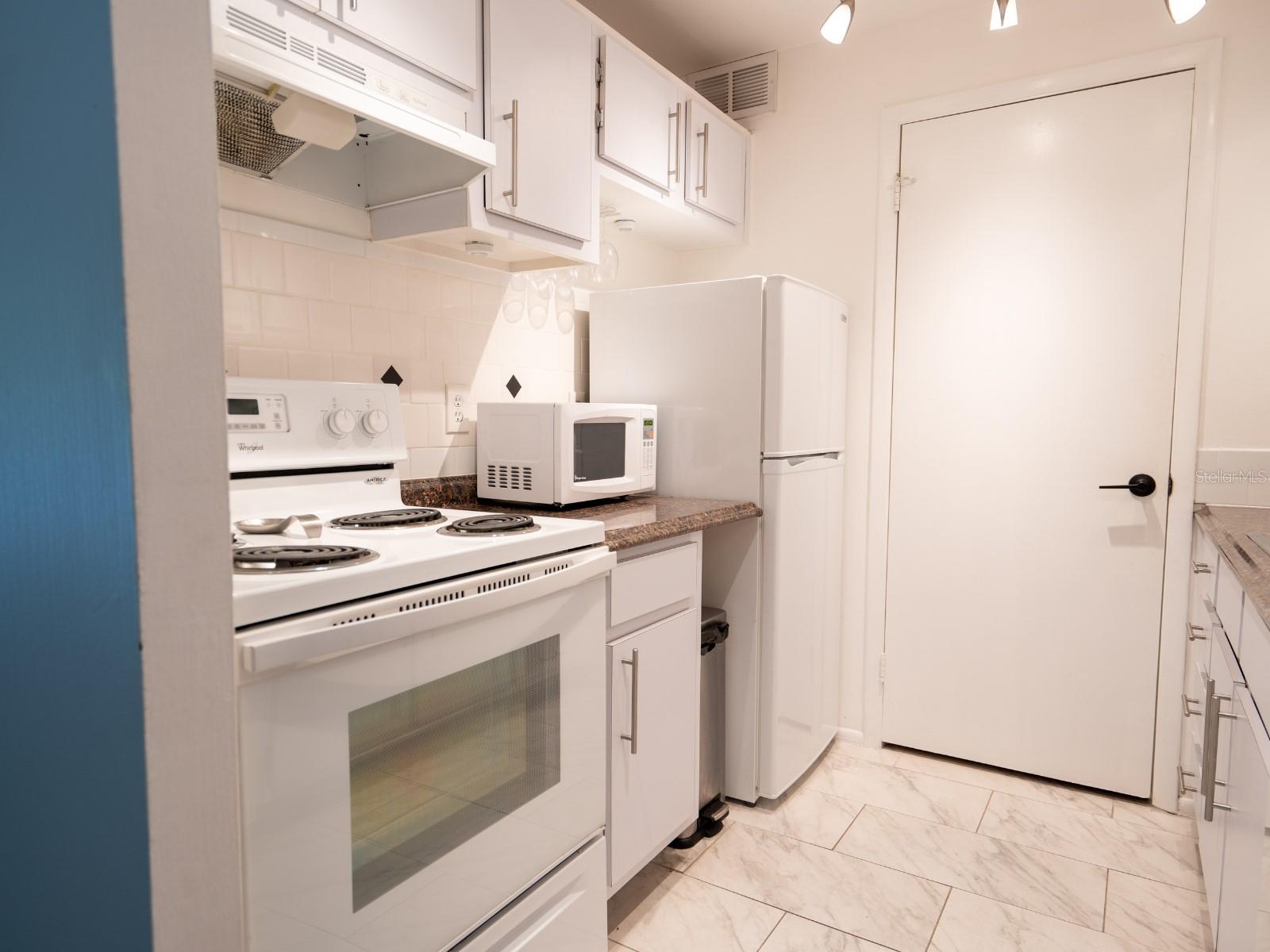 3255 Beneva Rd #201 Property Photo 6