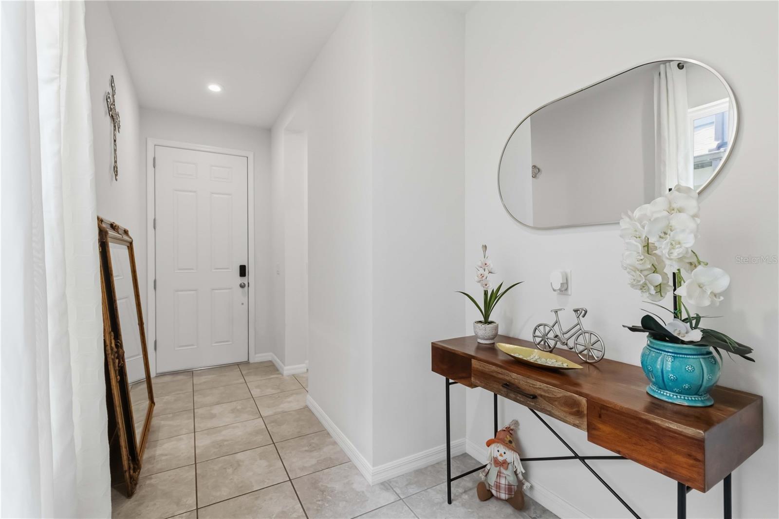 5517 Summit Gln Property Photo 4