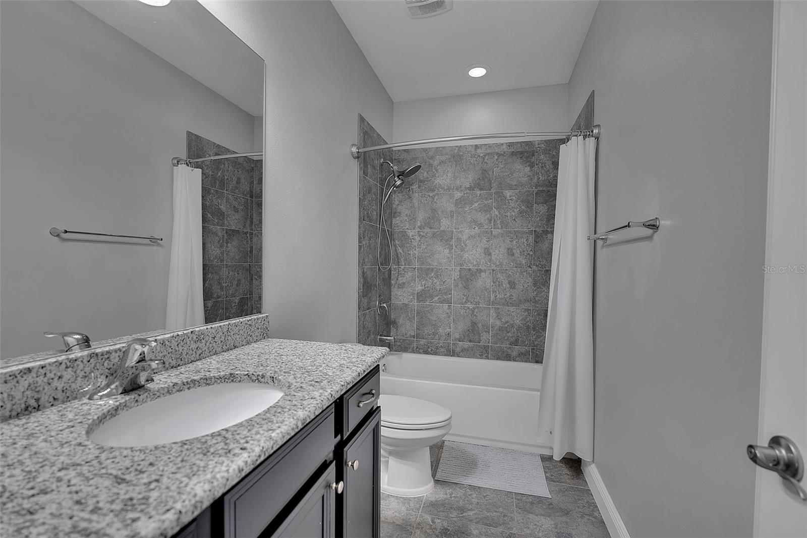 10310 Eastwood Dr Property Photo 34