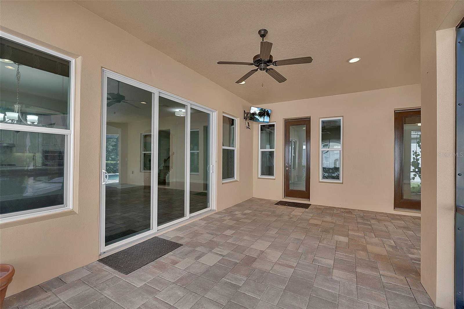 10310 Eastwood Dr Property Photo 39