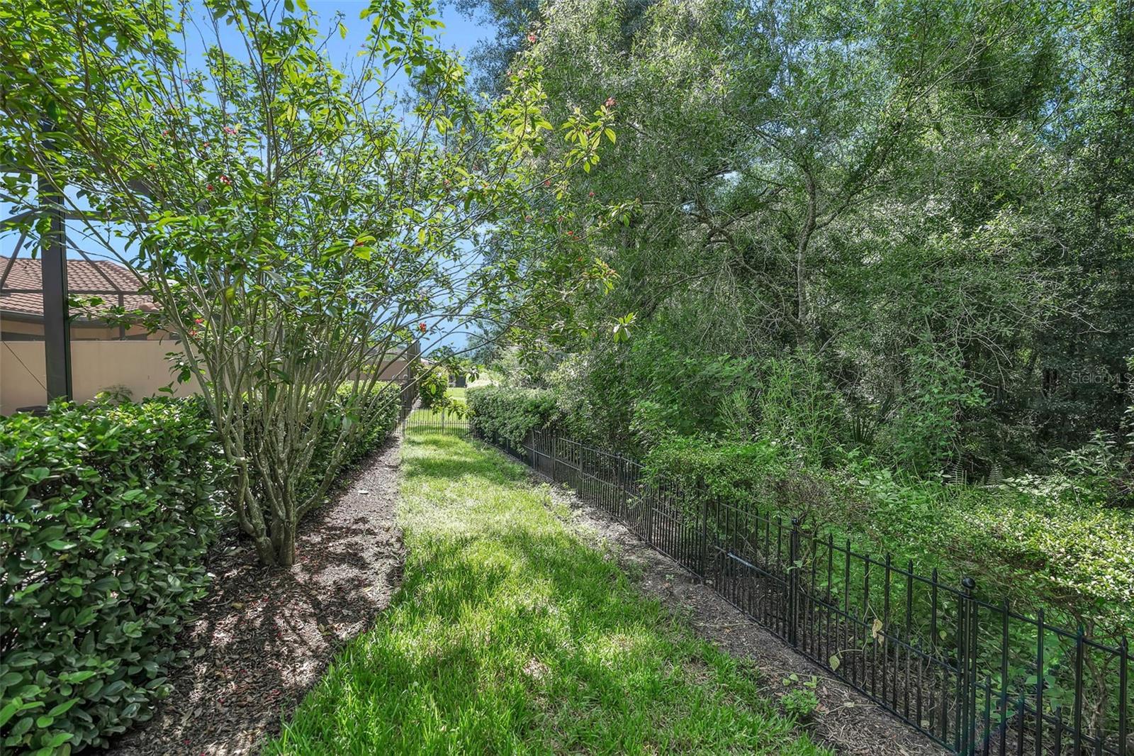 10310 Eastwood Dr Property Photo 48
