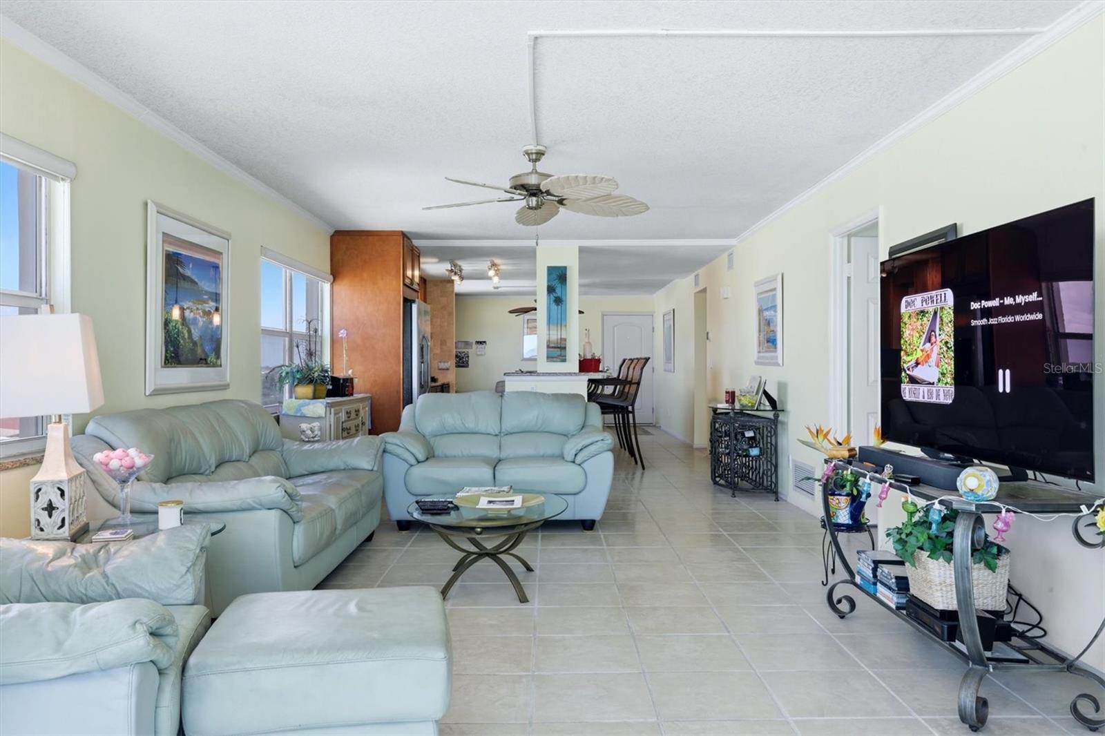 255 The Esplanade N #707 Property Photo 9