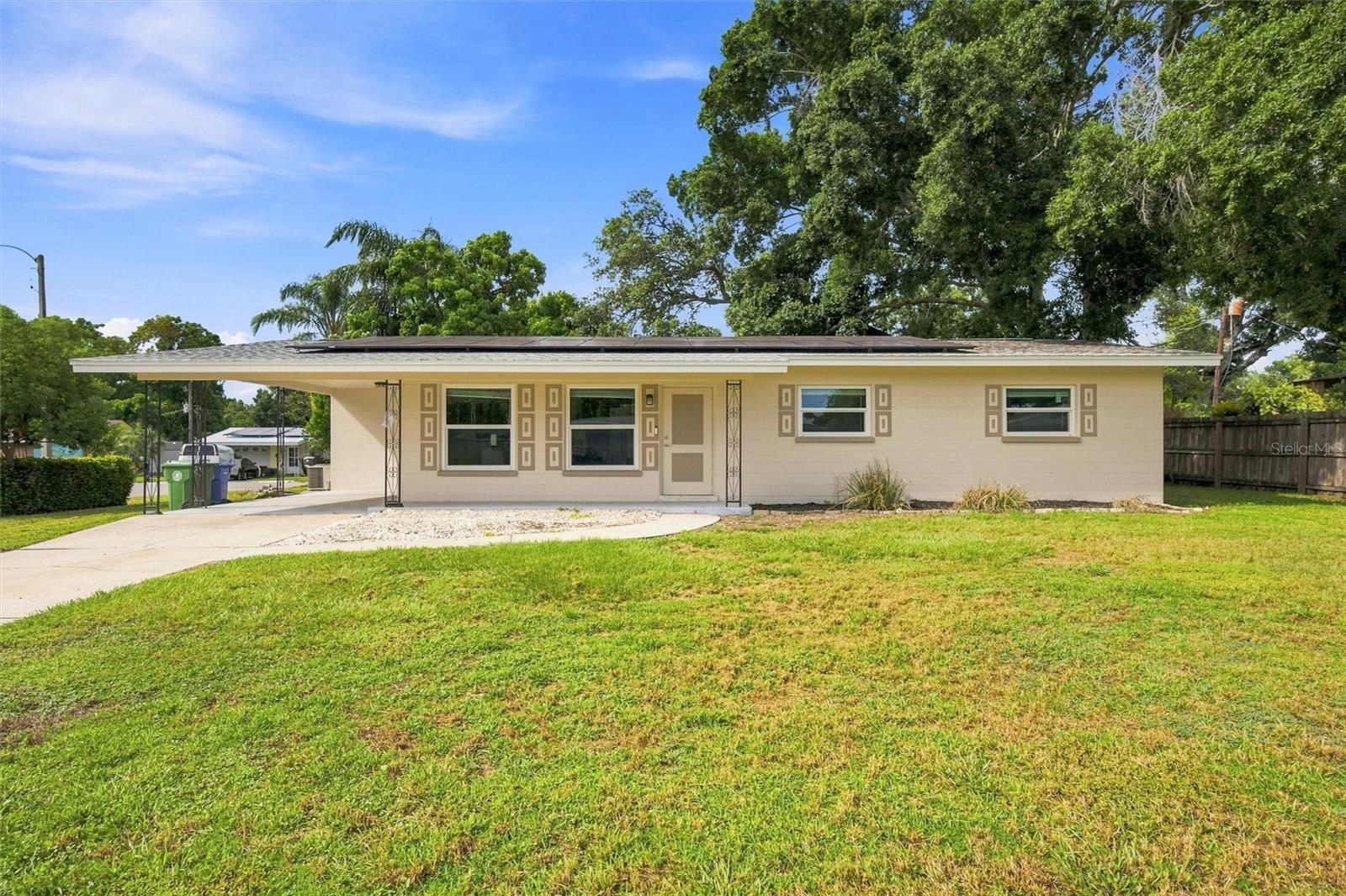 1906 15th Avenue Dr W Property Photo 1