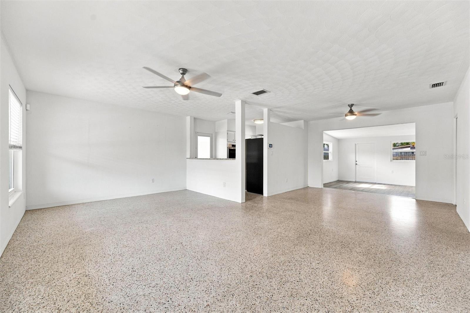 1906 15th Avenue Dr W Property Photo 3