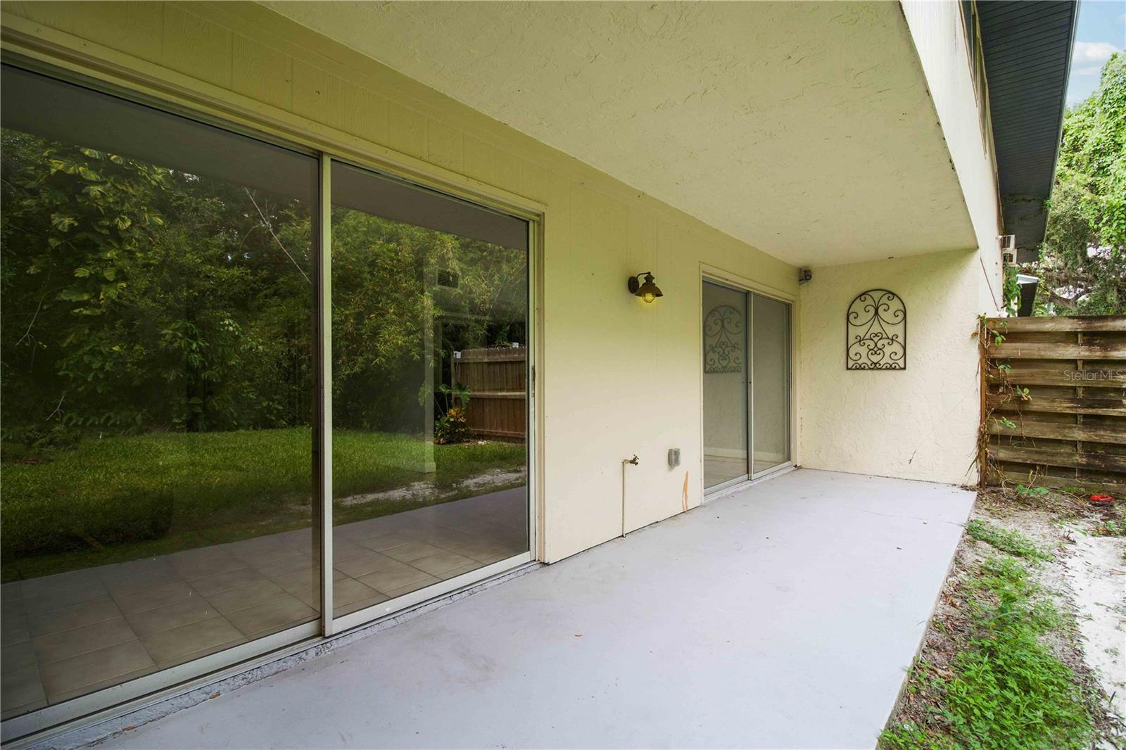 1125 Longfellow Way #125-b Property Photo 12