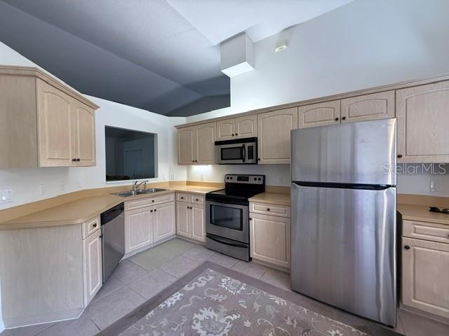 3225 Hart Way Property Photo 7