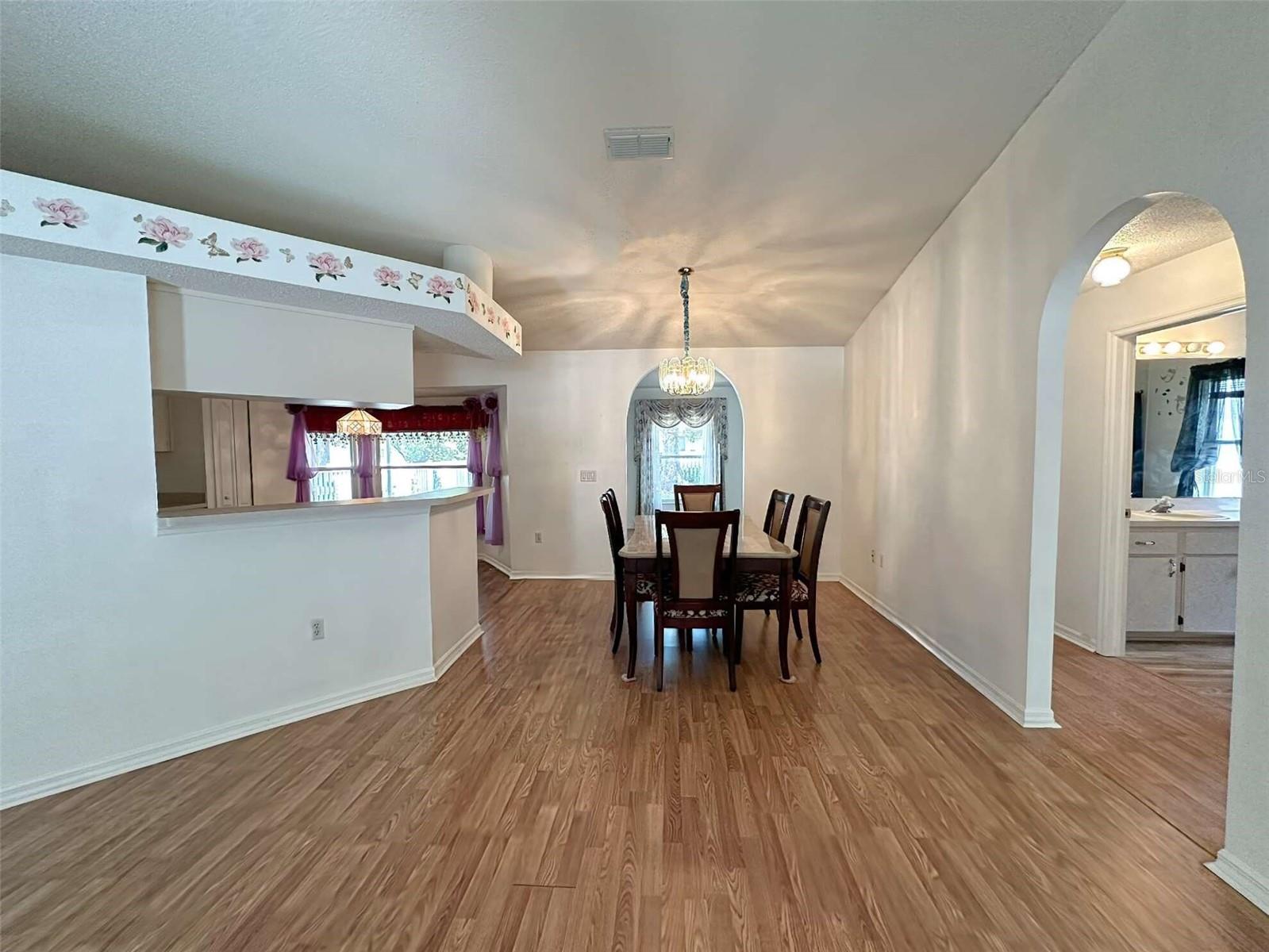 8421 Peoria St Property Photo 8