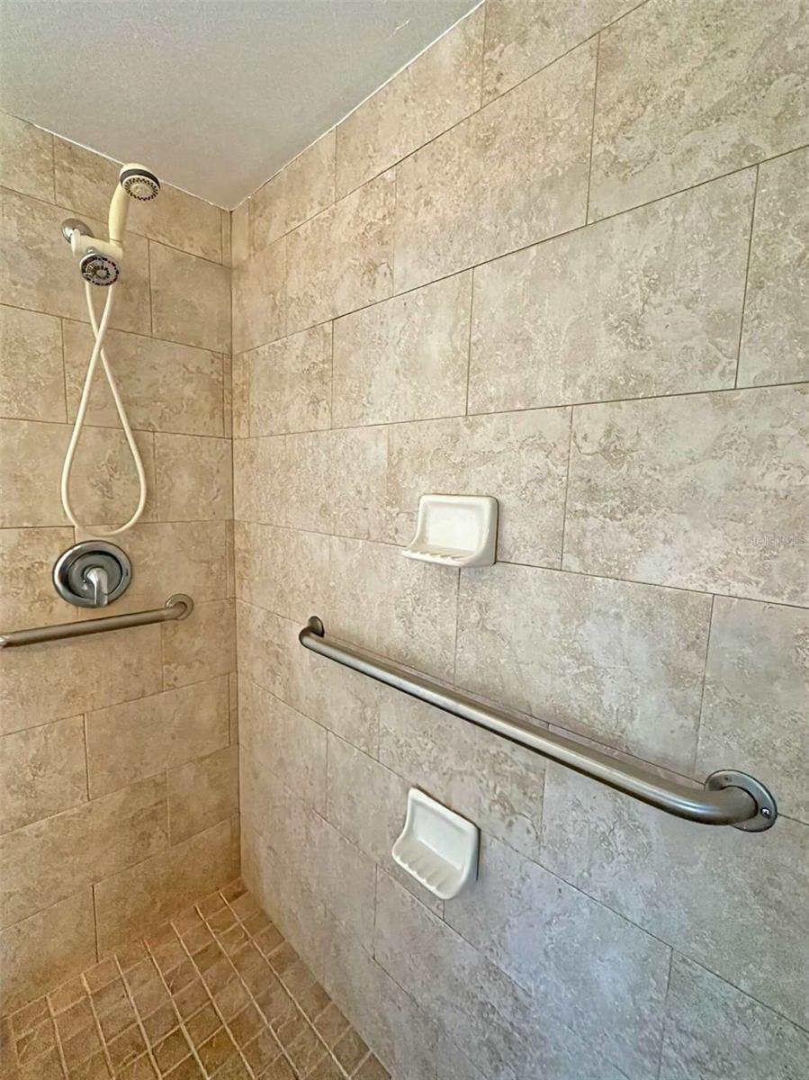 8421 Peoria St Property Photo 28