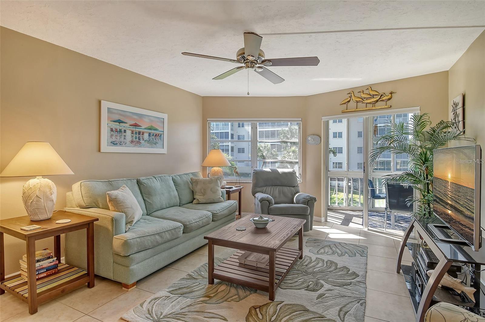 1300 N Portofino Dr #305 Property Photo 14