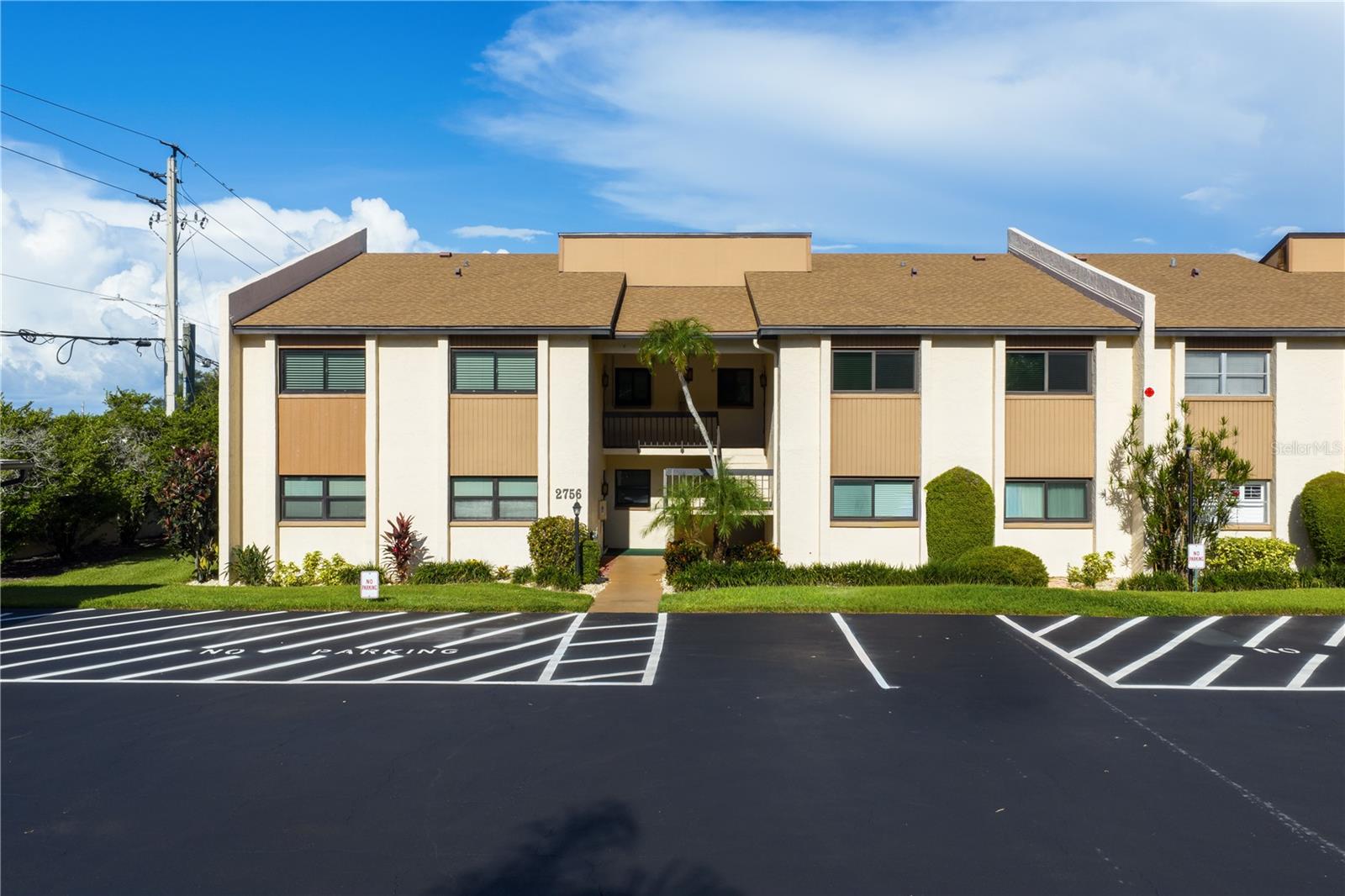 A4703612 Property Photo 1