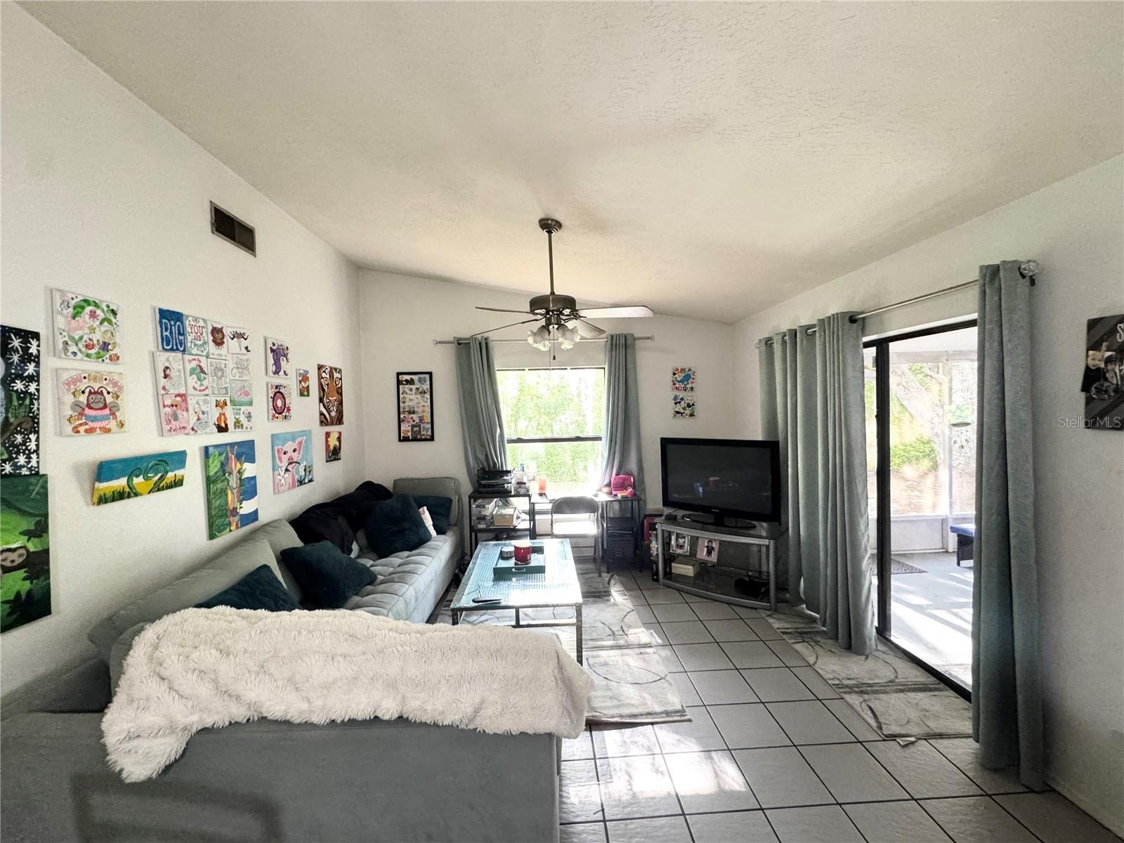 2558 Wood Oak Drive Property Photo 11