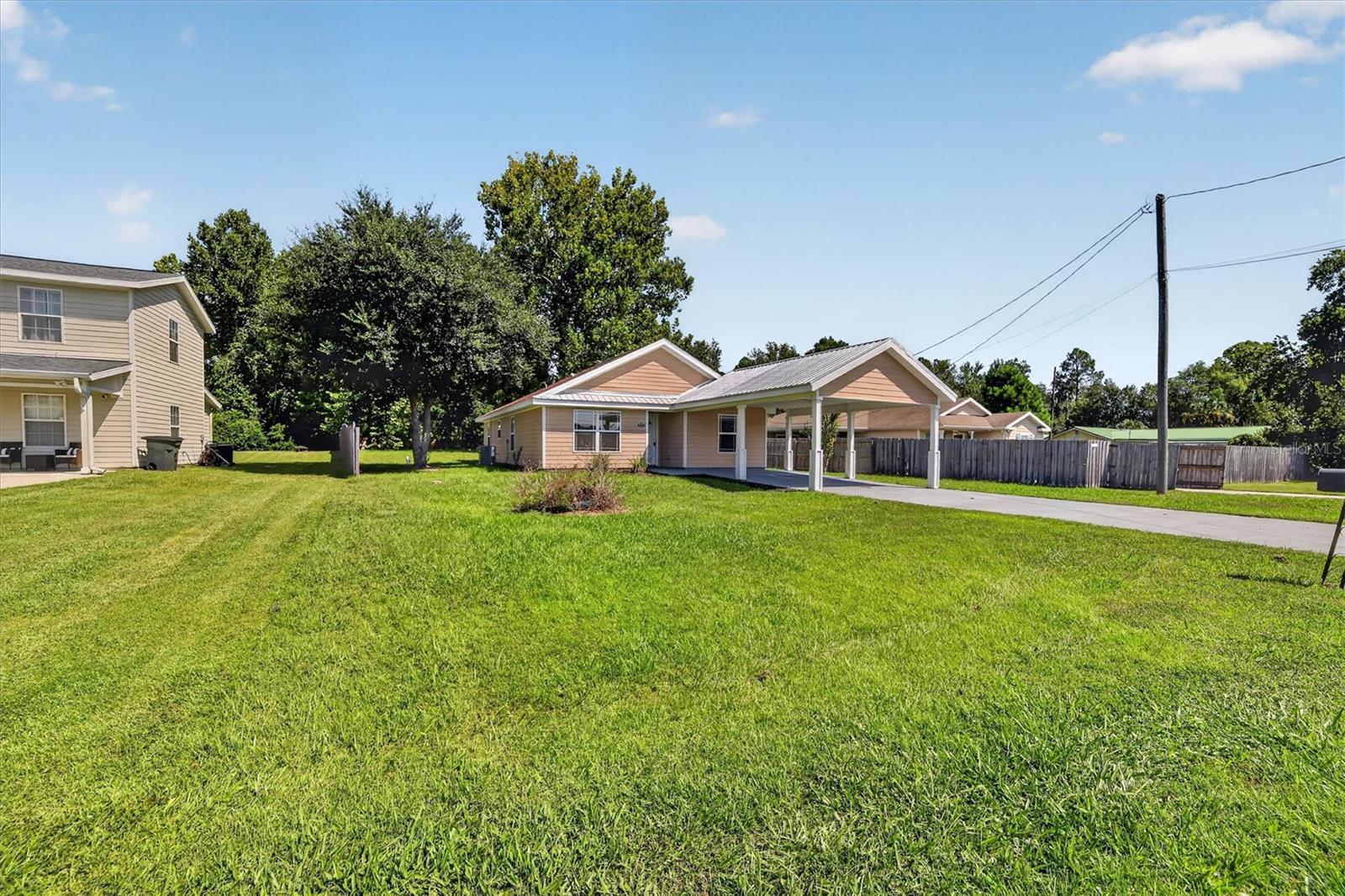 A4703626 Property Photo 2