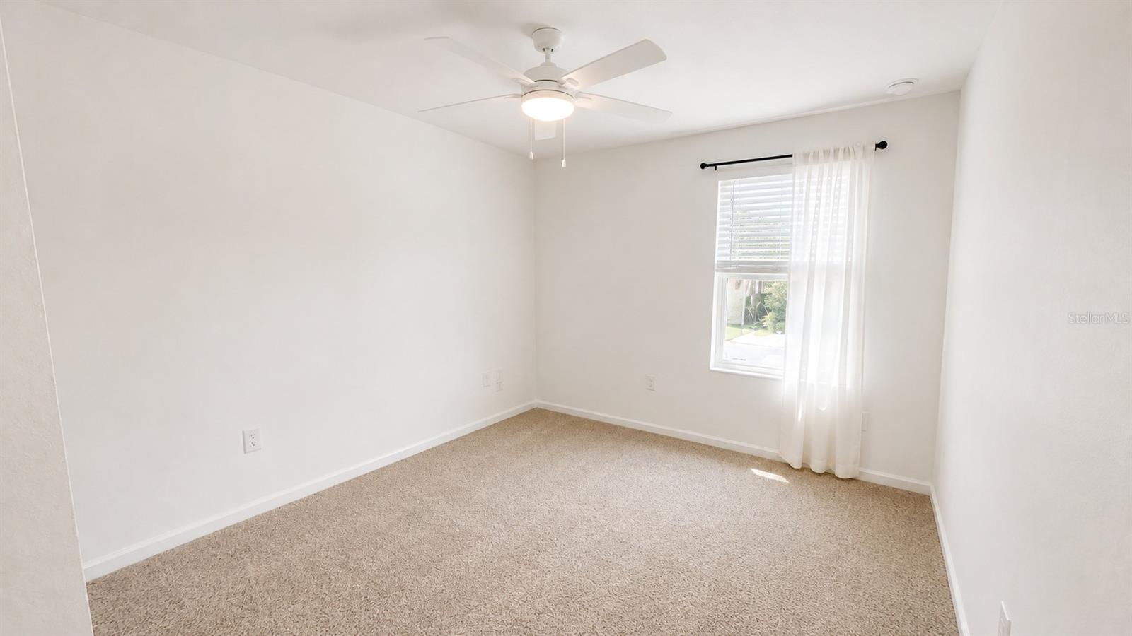 5698 Archipelago St Property Photo 23