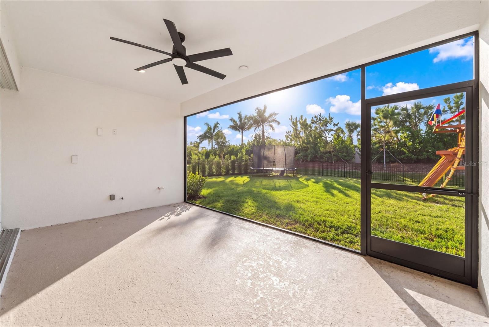 16552 Star Grass Cir Property Photo 47