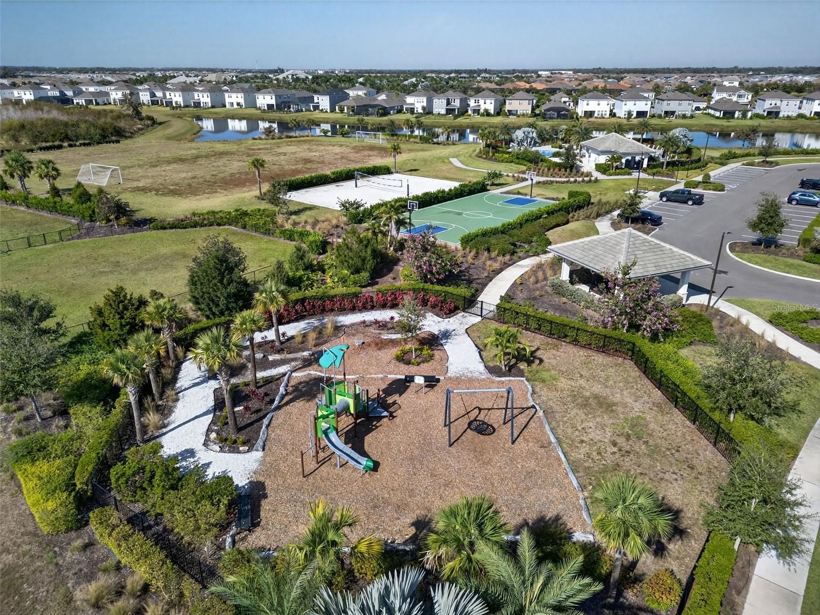 16552 Star Grass Cir Property Photo 84