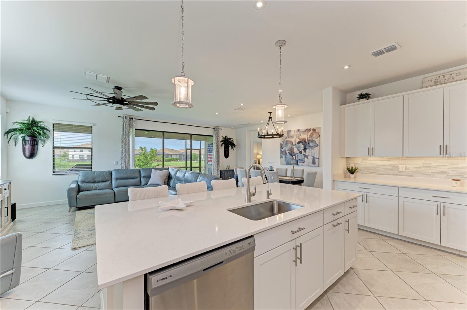 5212 Blue Crush St Property Photo 11