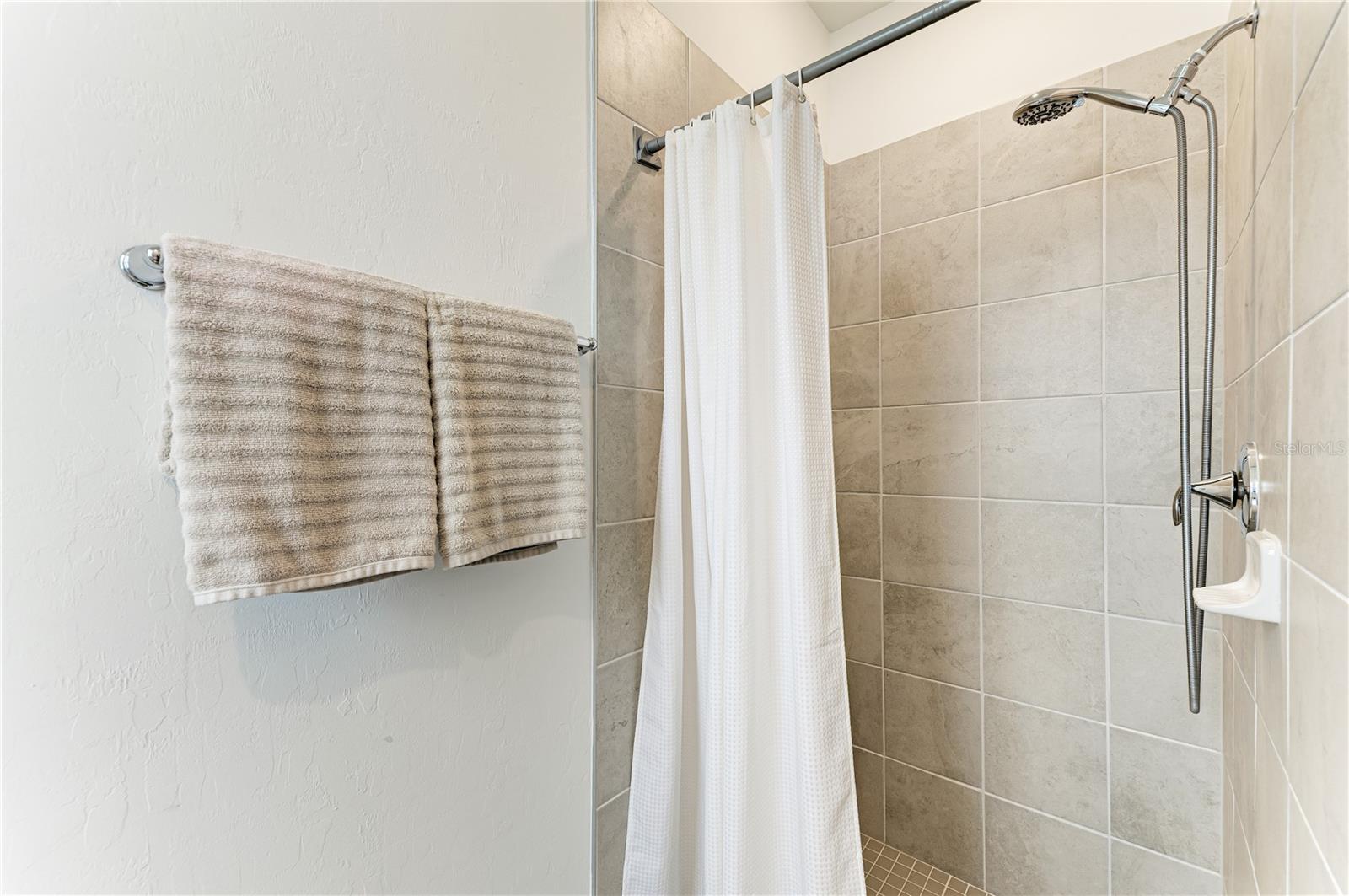 5212 Blue Crush St Property Photo 24