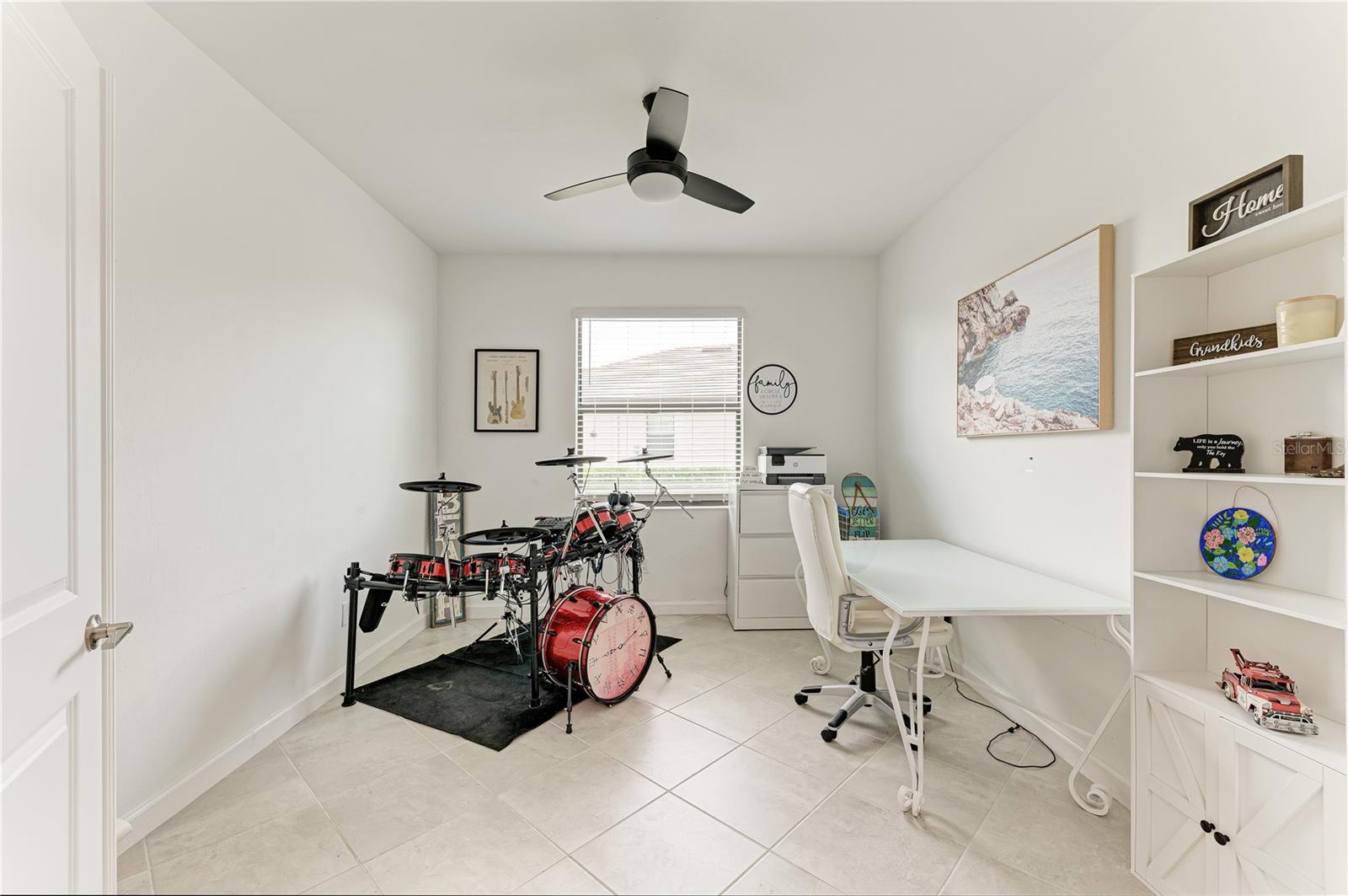 5212 Blue Crush St Property Photo 27