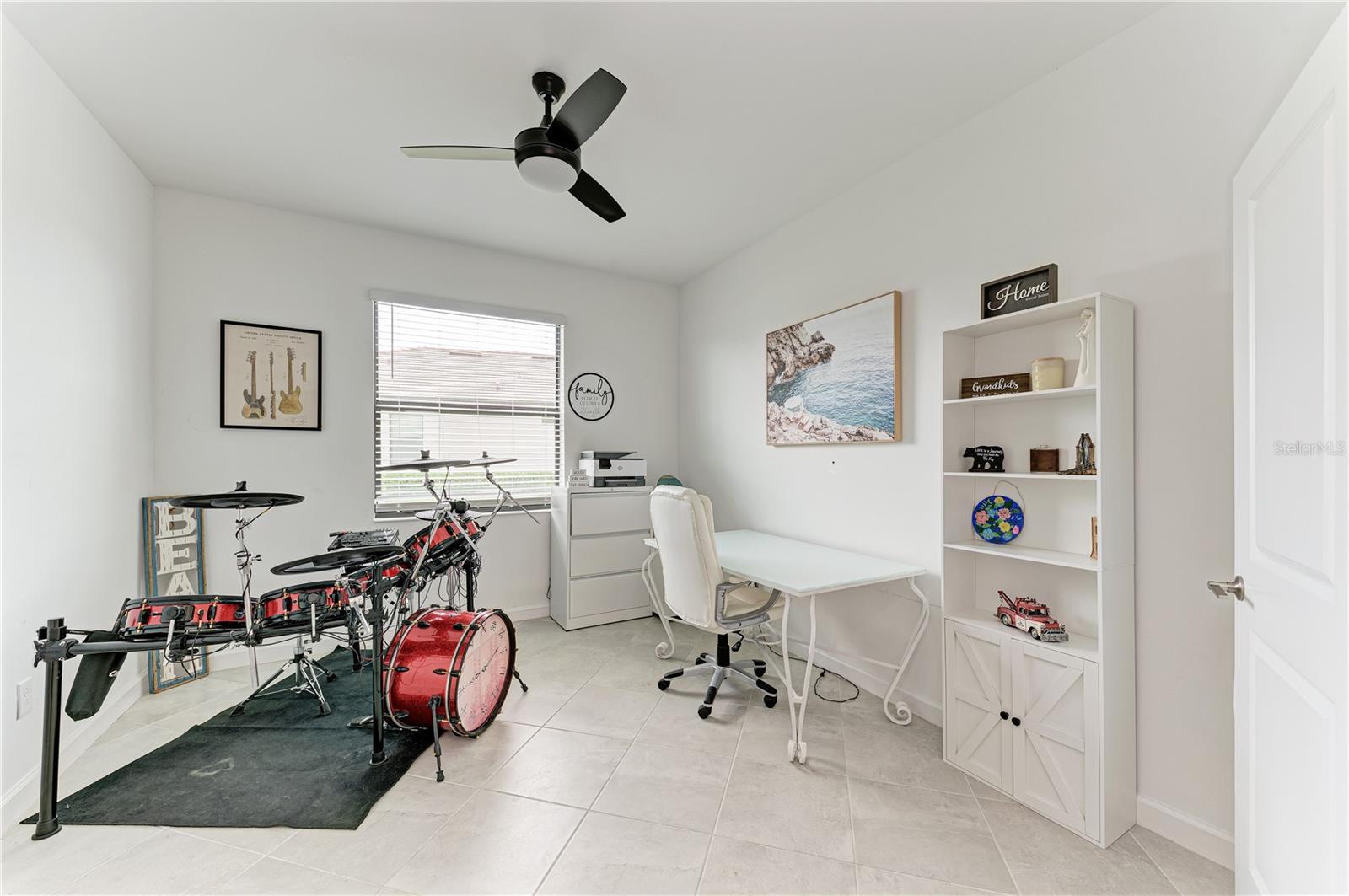 5212 Blue Crush St Property Photo 28