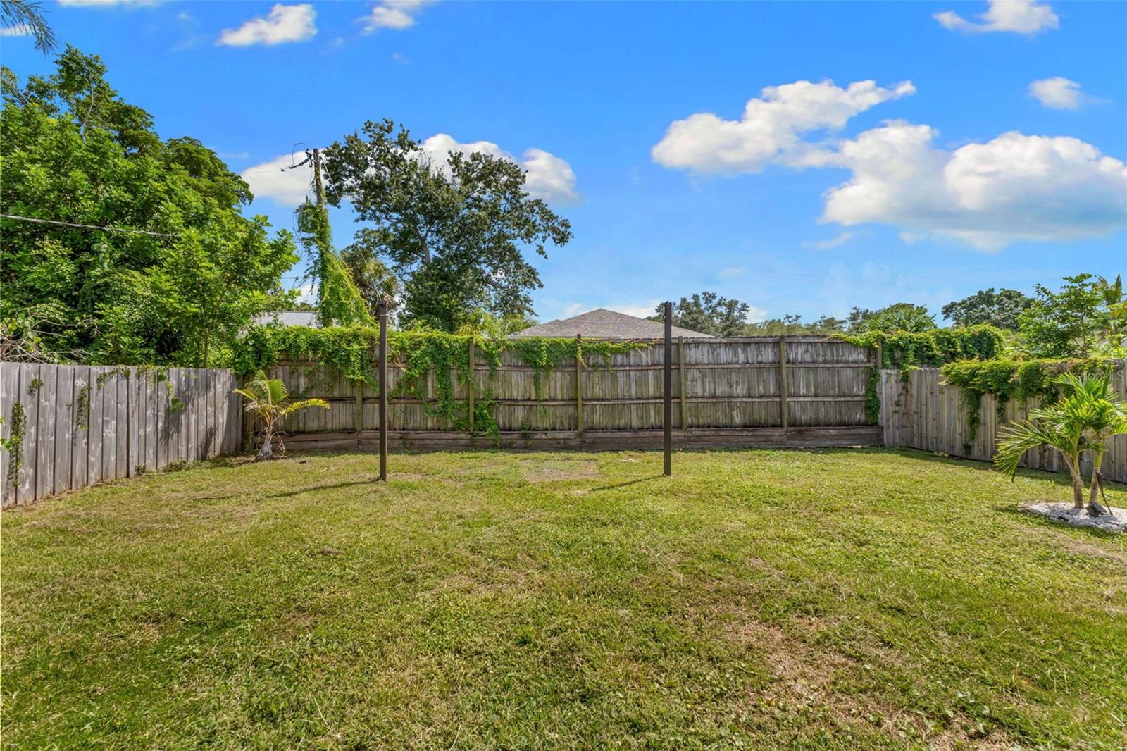 1840 Rita St Property Photo 12
