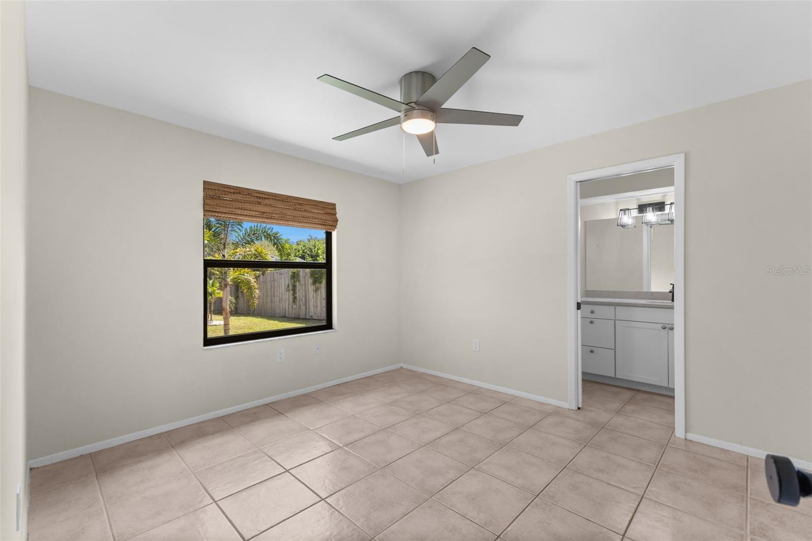 1840 Rita St Property Photo 14