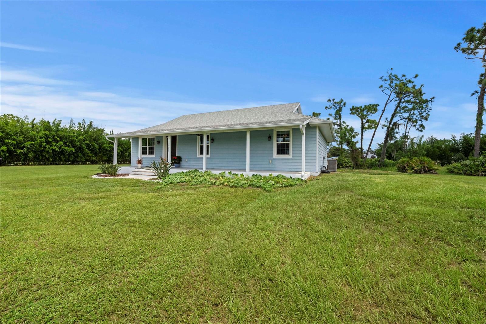 30655 State Road 70 E Property Photo 5