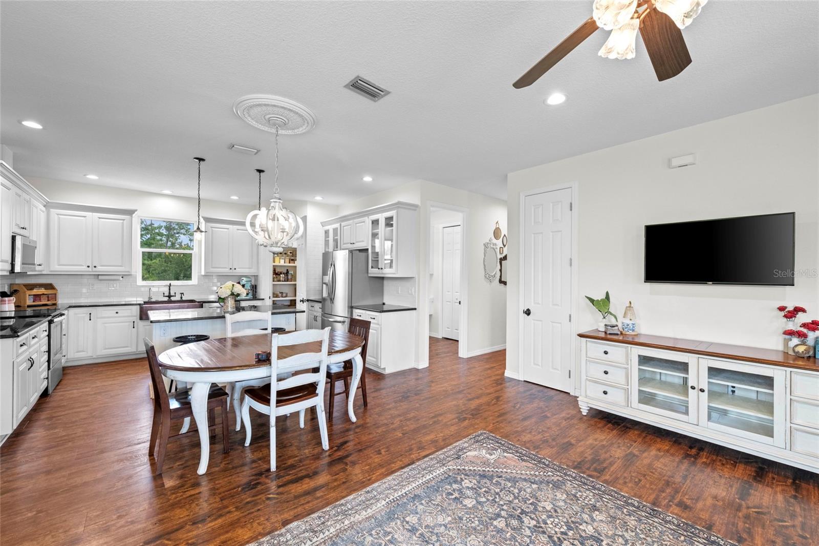 30655 State Road 70 E Property Photo 17