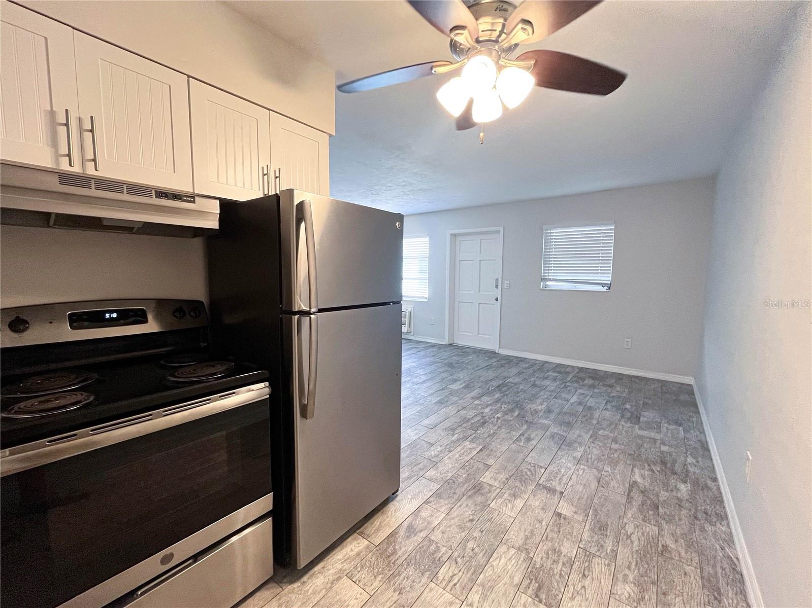 6373 Gateway Ave Property Photo 6