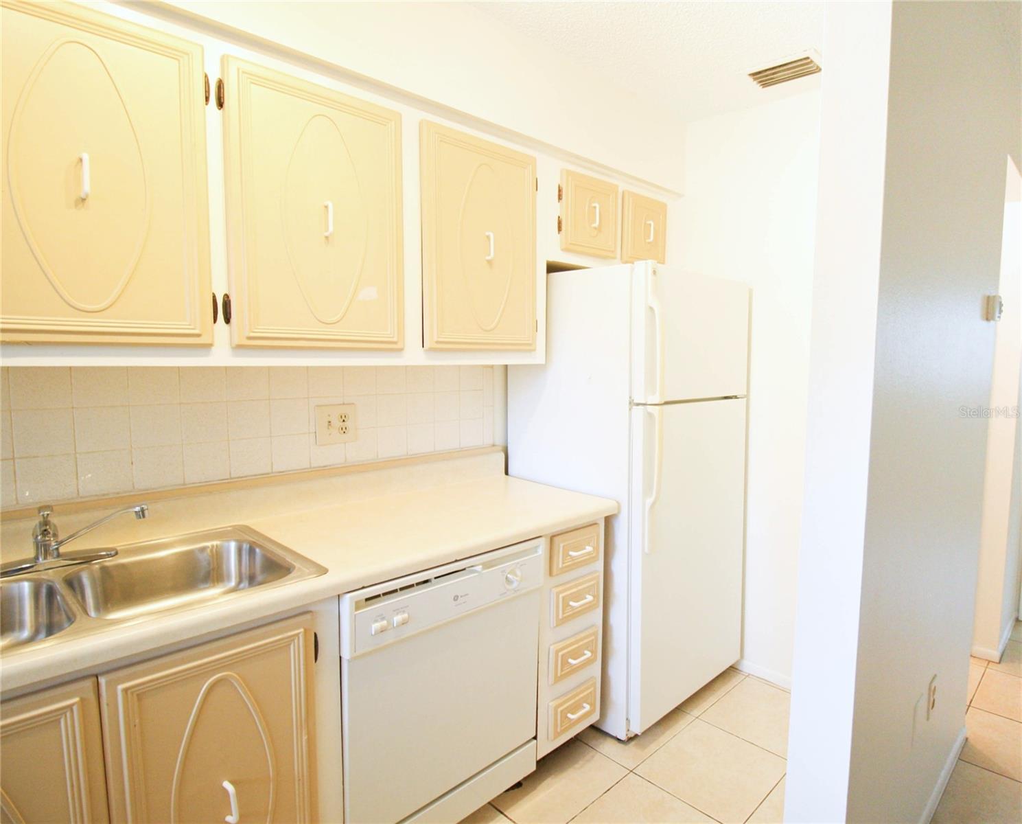 A4703706 Property Photo 5