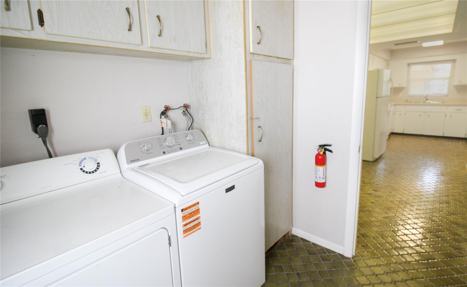 2530 Terry Lane Property Photo 6