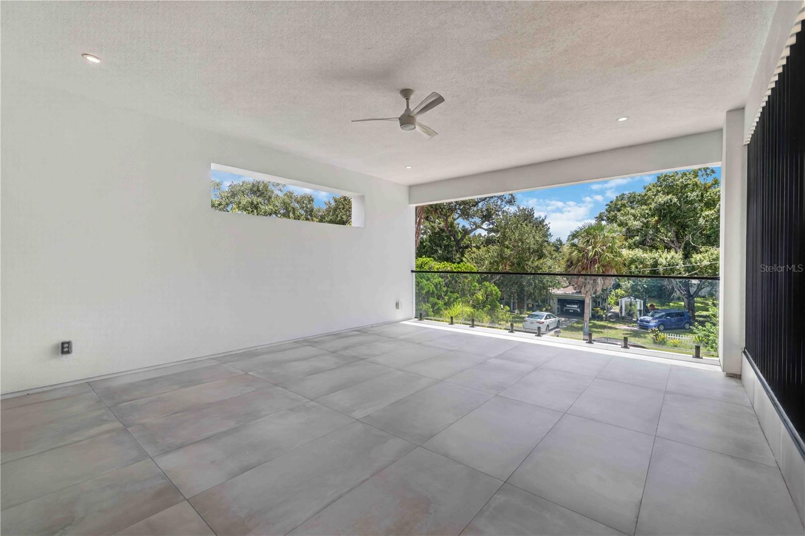 2419 Hillview St Property Photo 48