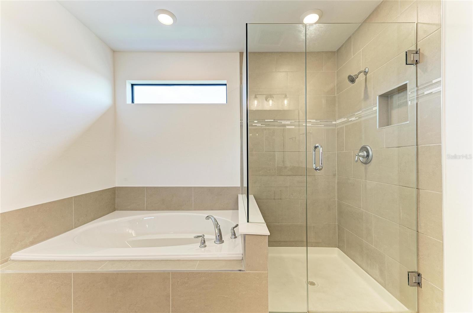 16251 Hidden Oak Loop Property Photo 57