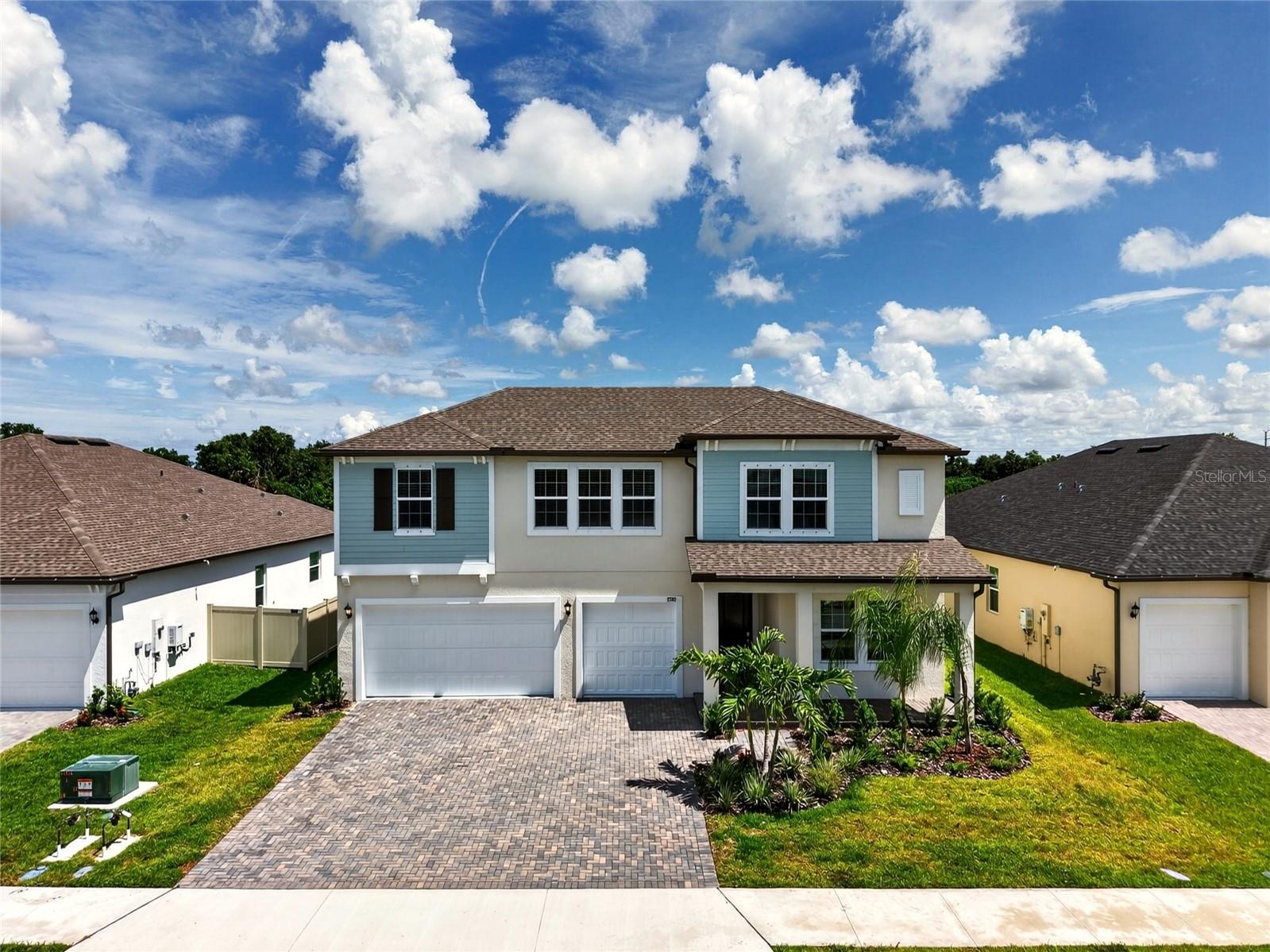 11580 69th Pl E Property Photo 1