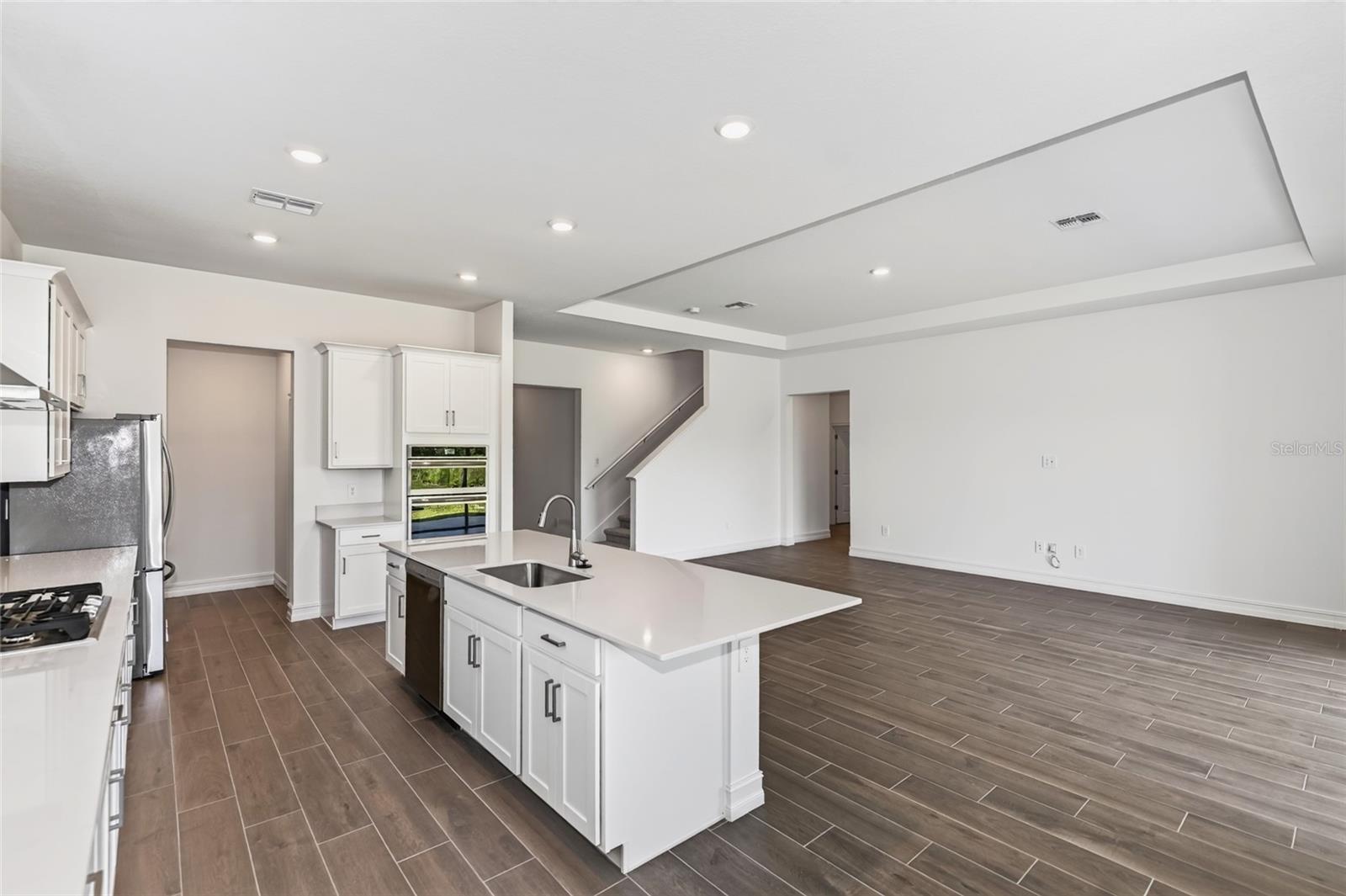 11580 69th Pl E Property Photo 3