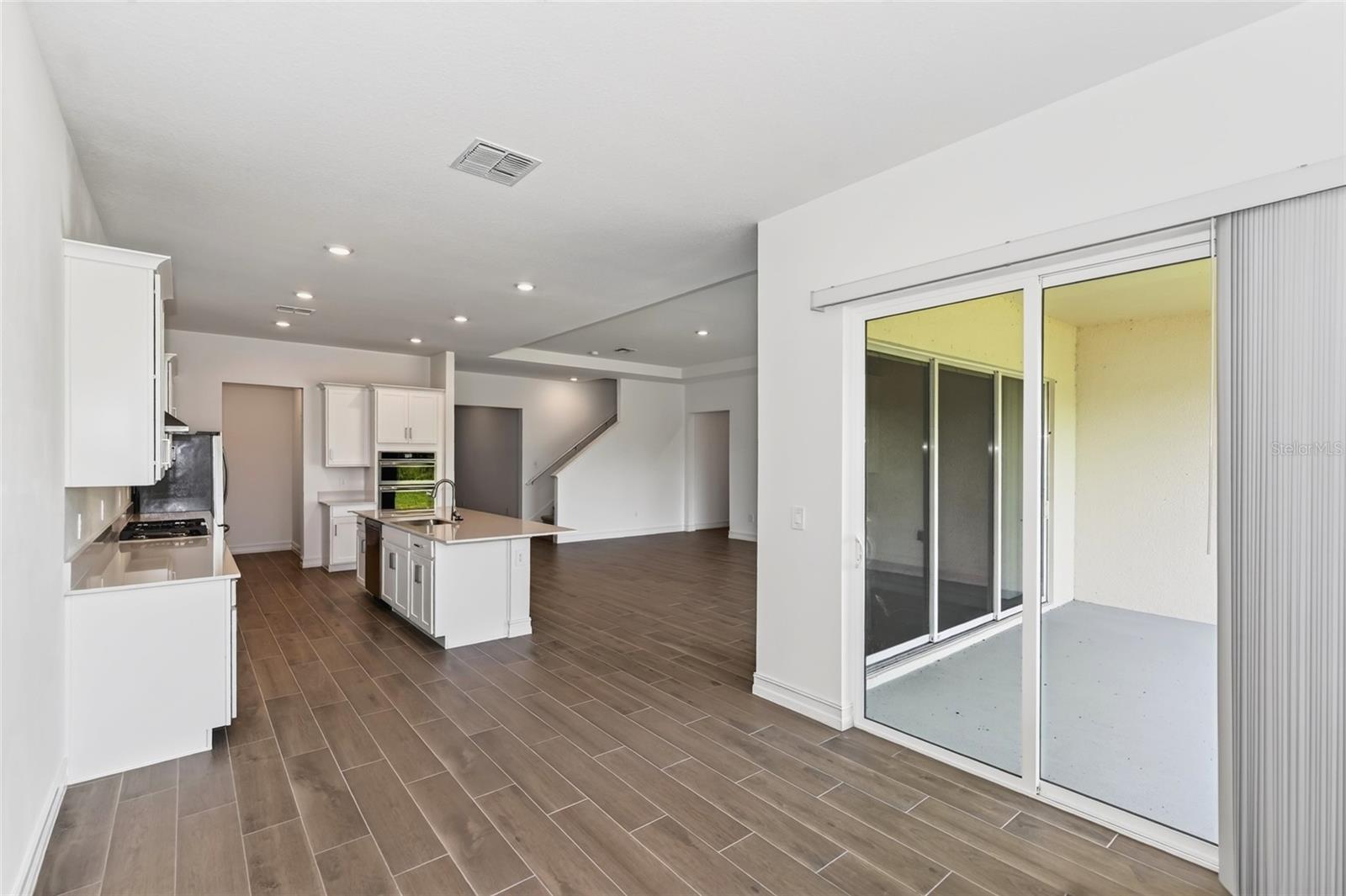 11580 69th Pl E Property Photo 14