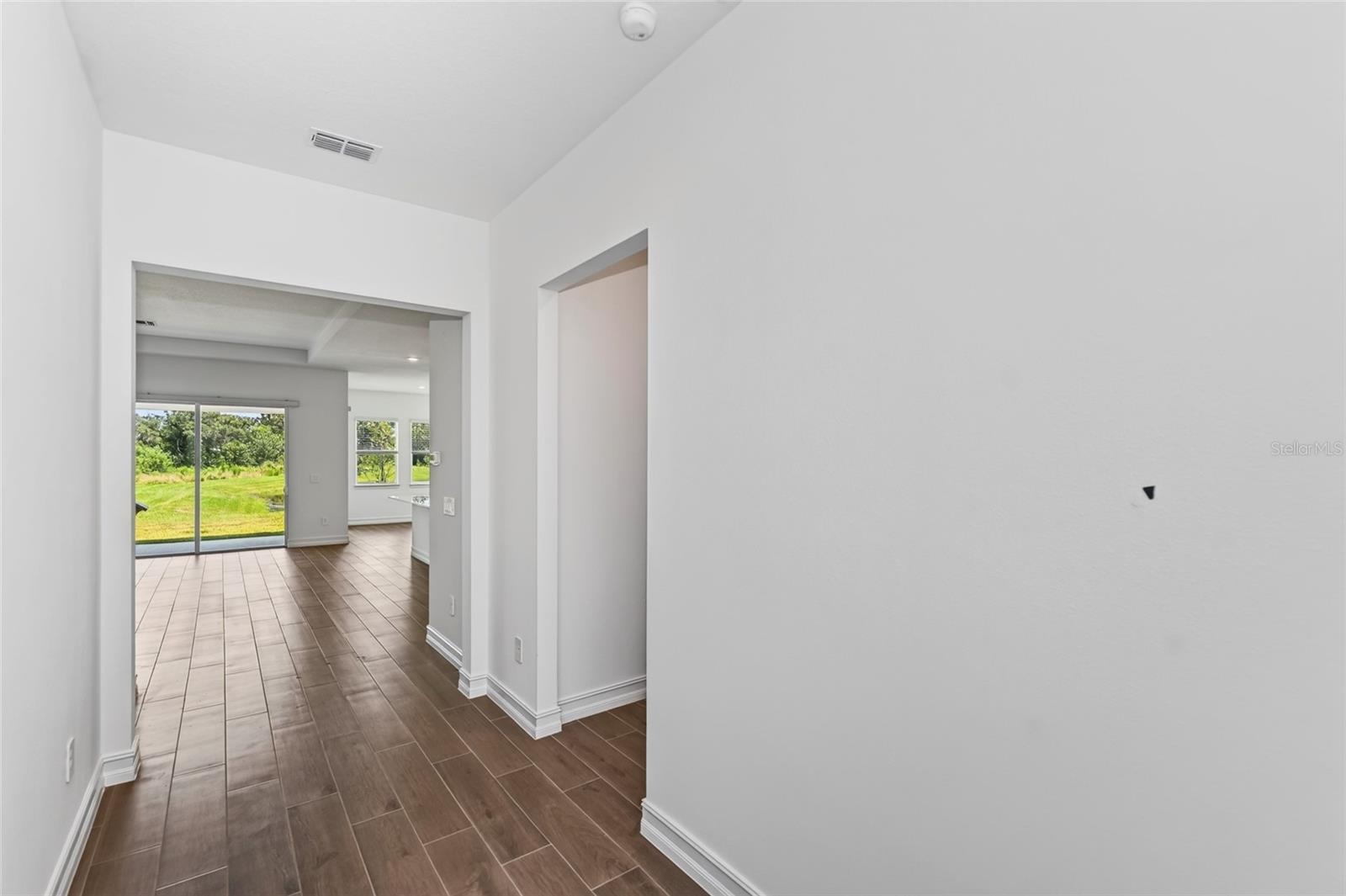 11580 69th Pl E Property Photo 28