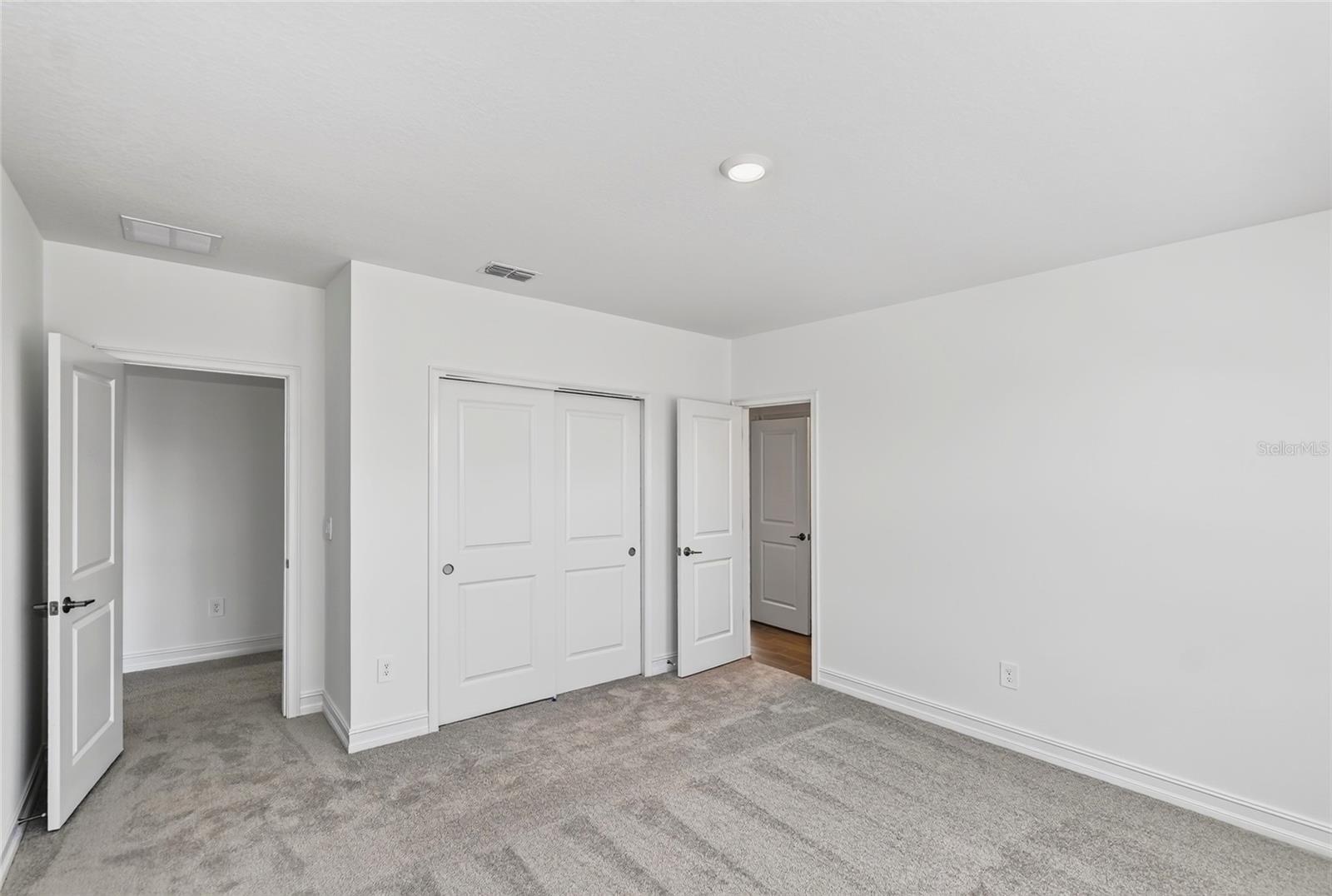 11580 69th Pl E Property Photo 34