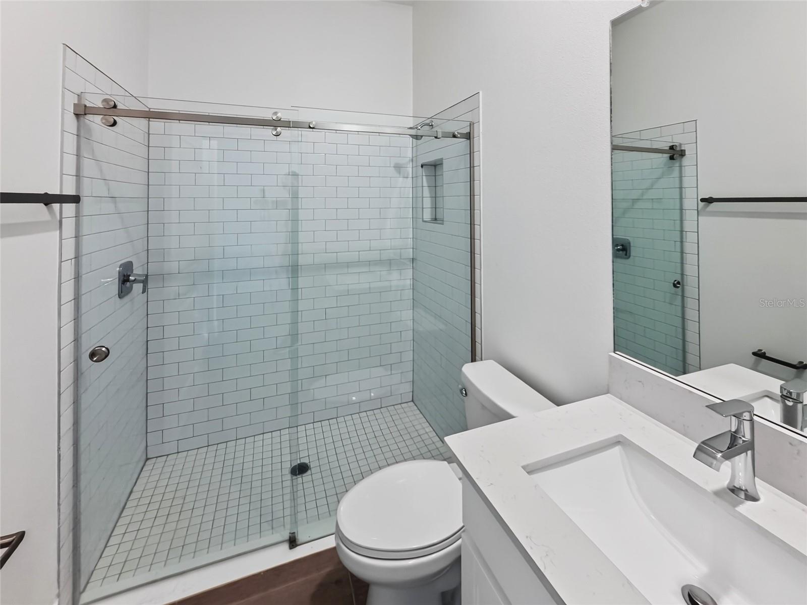 11580 69th Pl E Property Photo 41