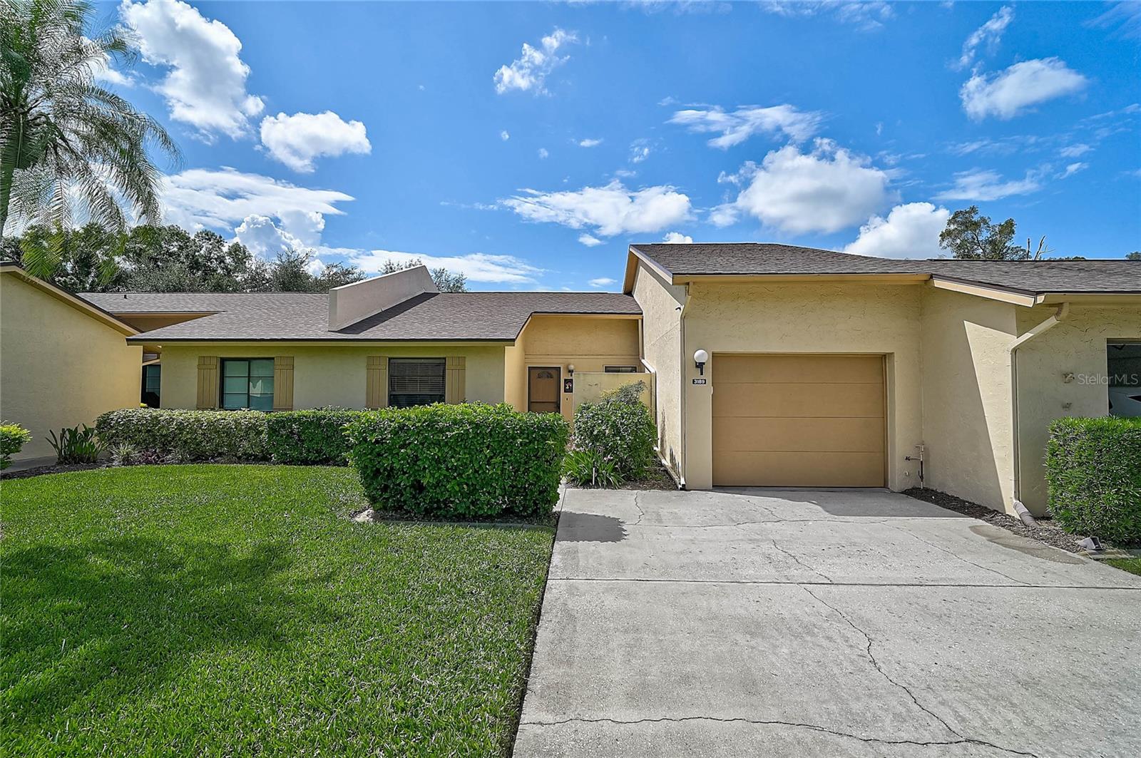 3189 Glen Elyn Blvd #3 Property Photo 1