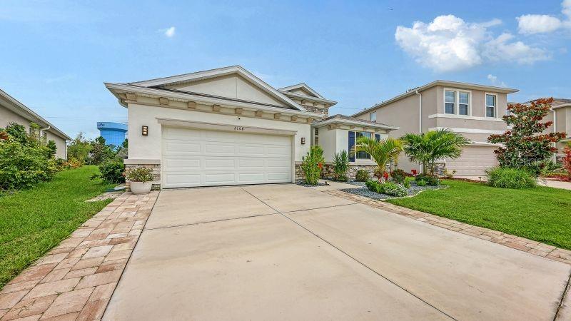 2108 Midnight Pearl Dr Property Photo 2