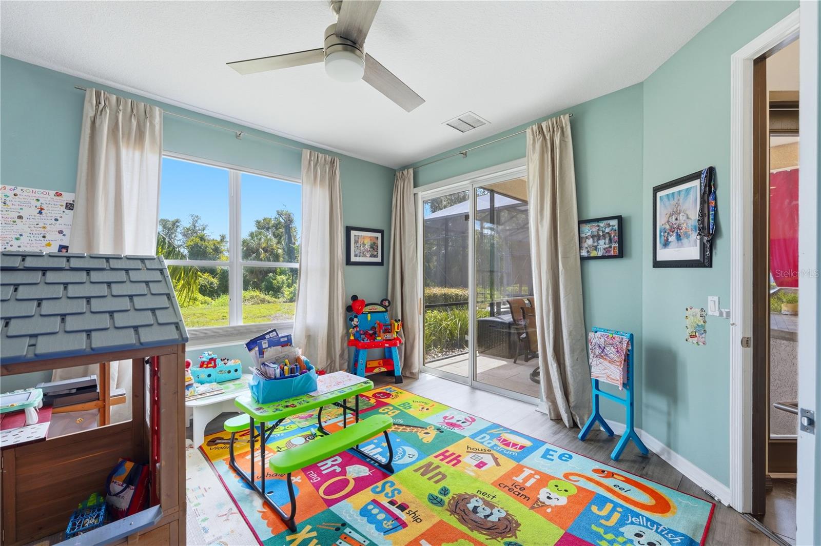 1568 Hickory View Cir Property Photo 43