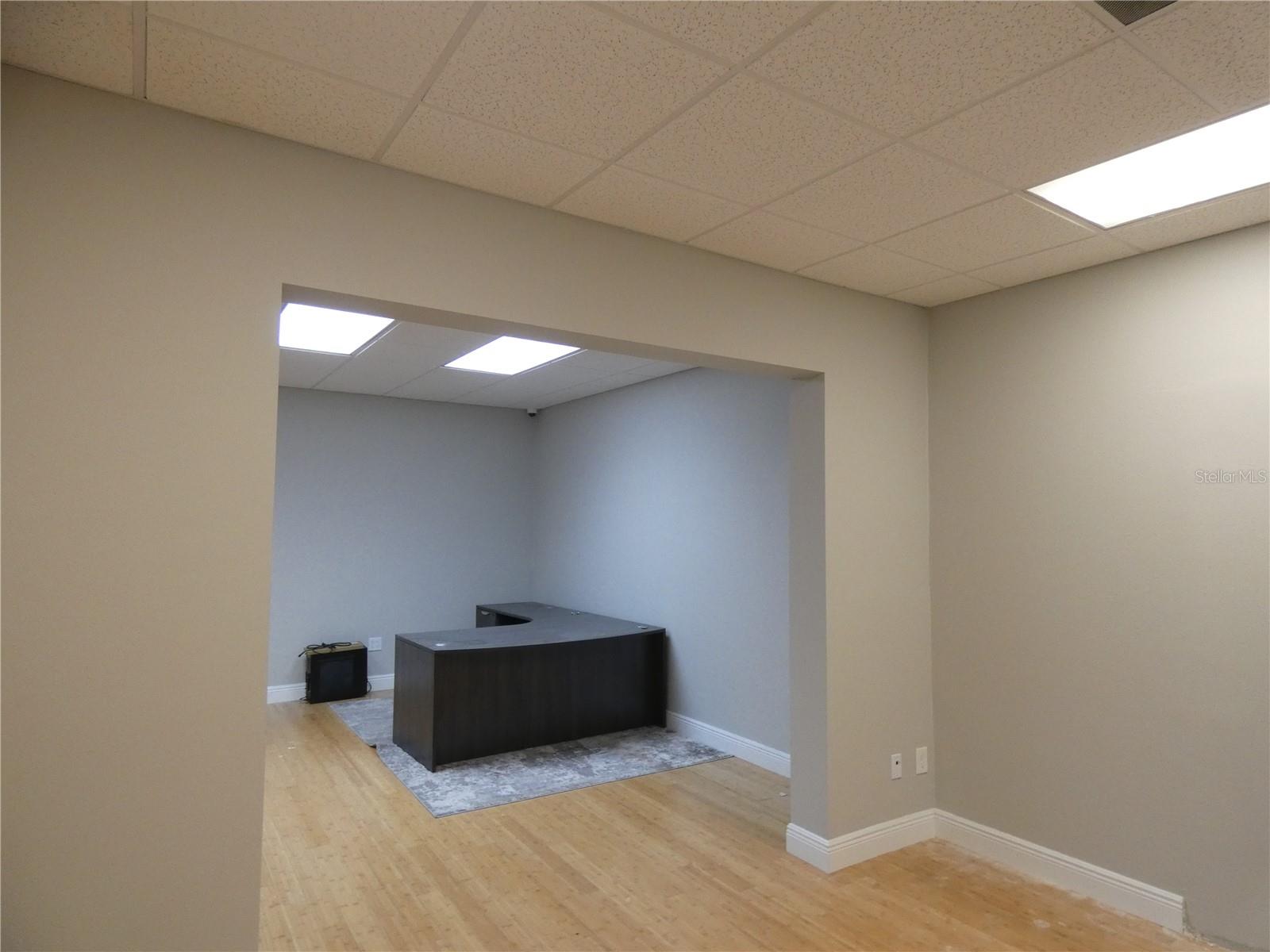 1882 Porter Lake Dr #106 Property Photo 3