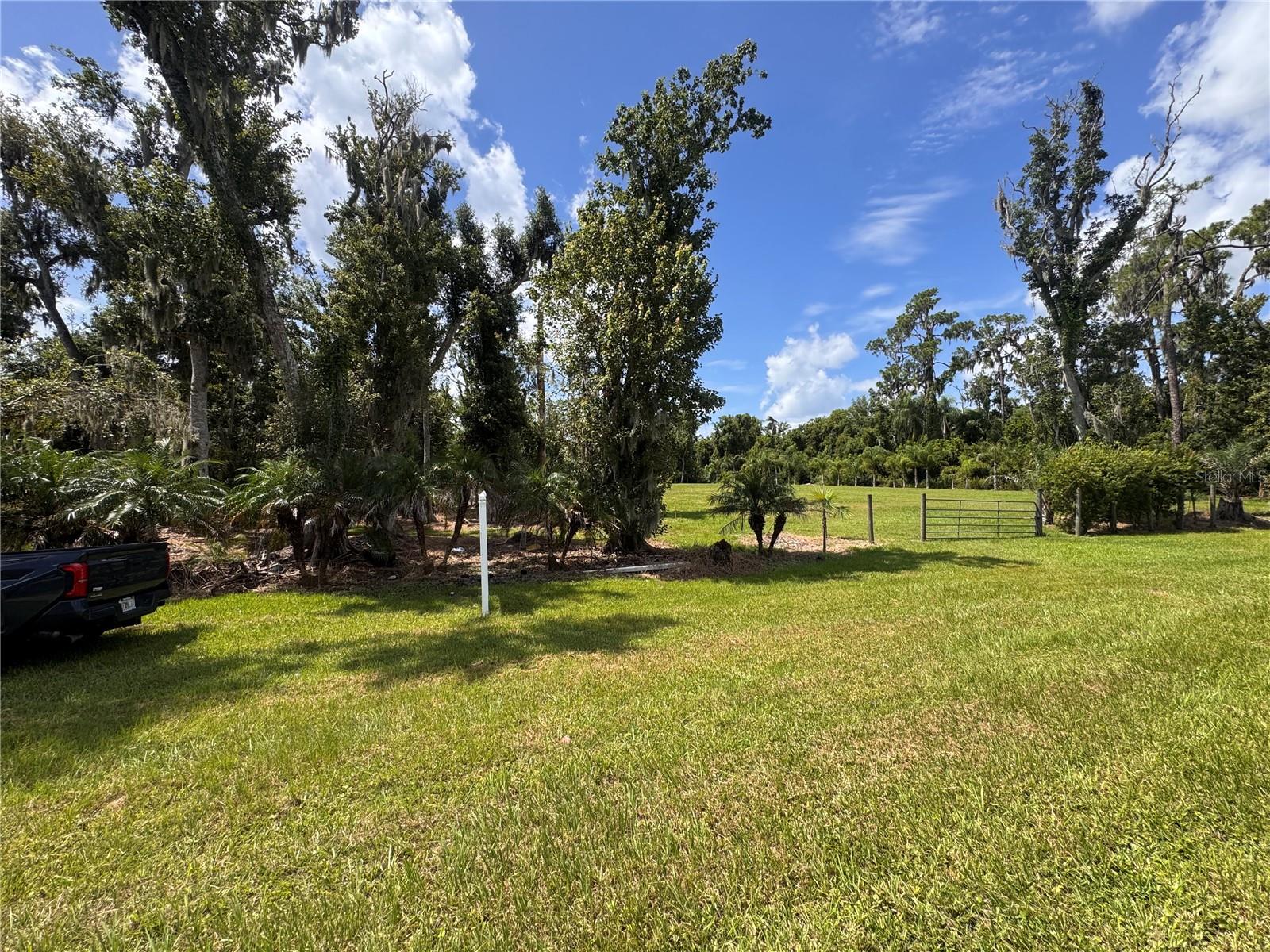 12275 County Road 675 Property Photo 8