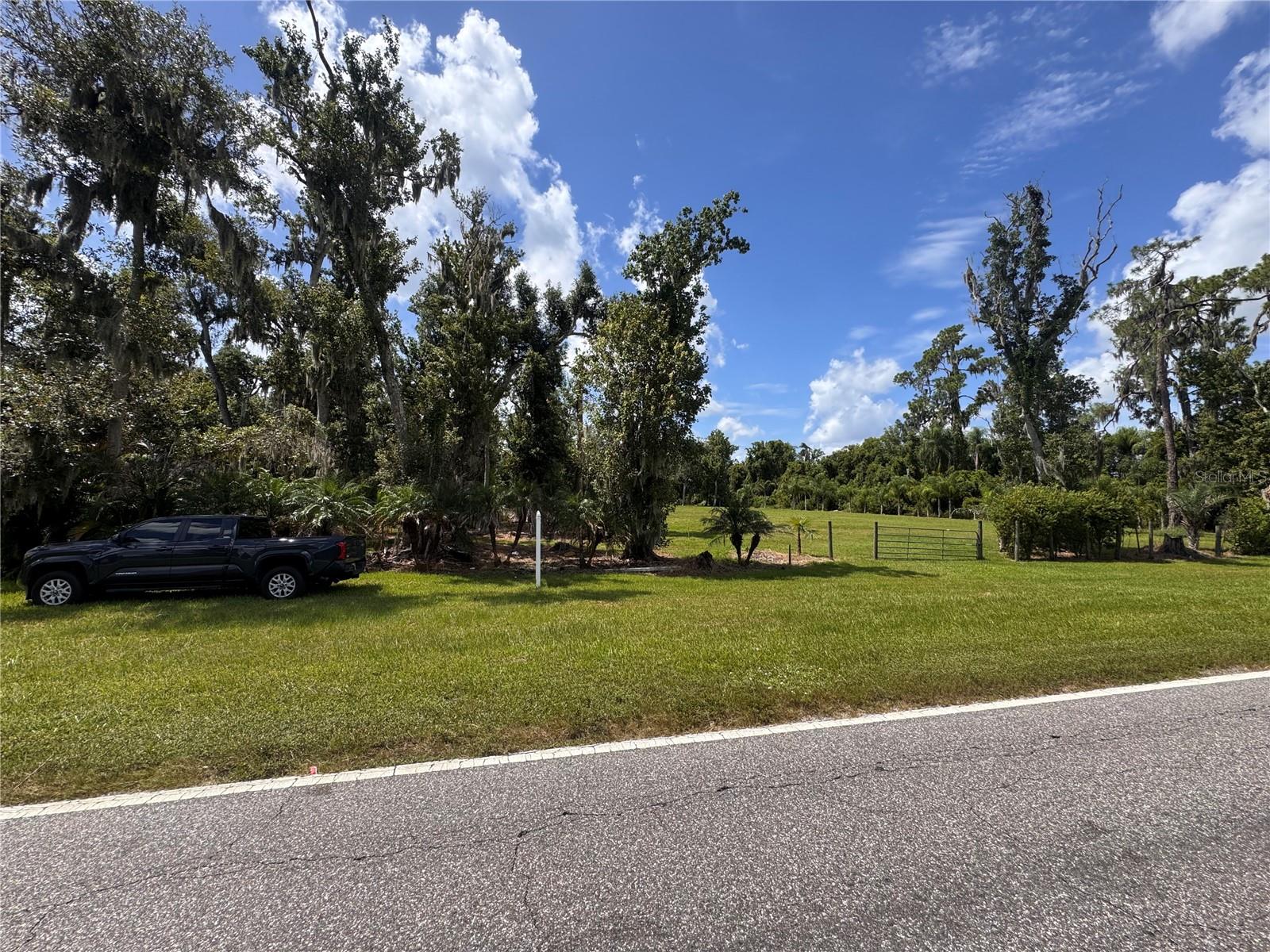 12275 County Road 675 Property Photo 9